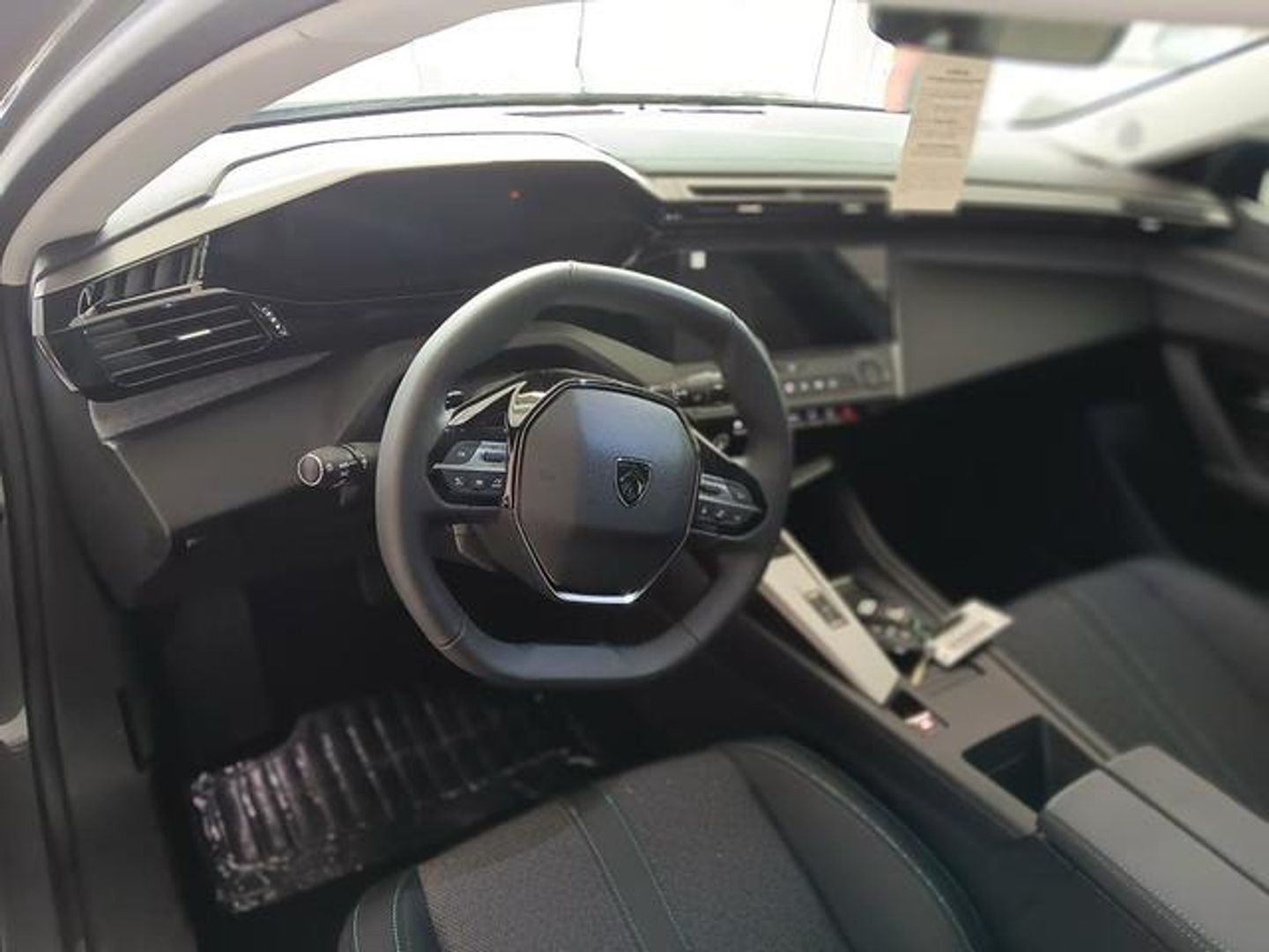 Peugeot 408 Allure Hybrid eDCS6 100 kW (136 CV)