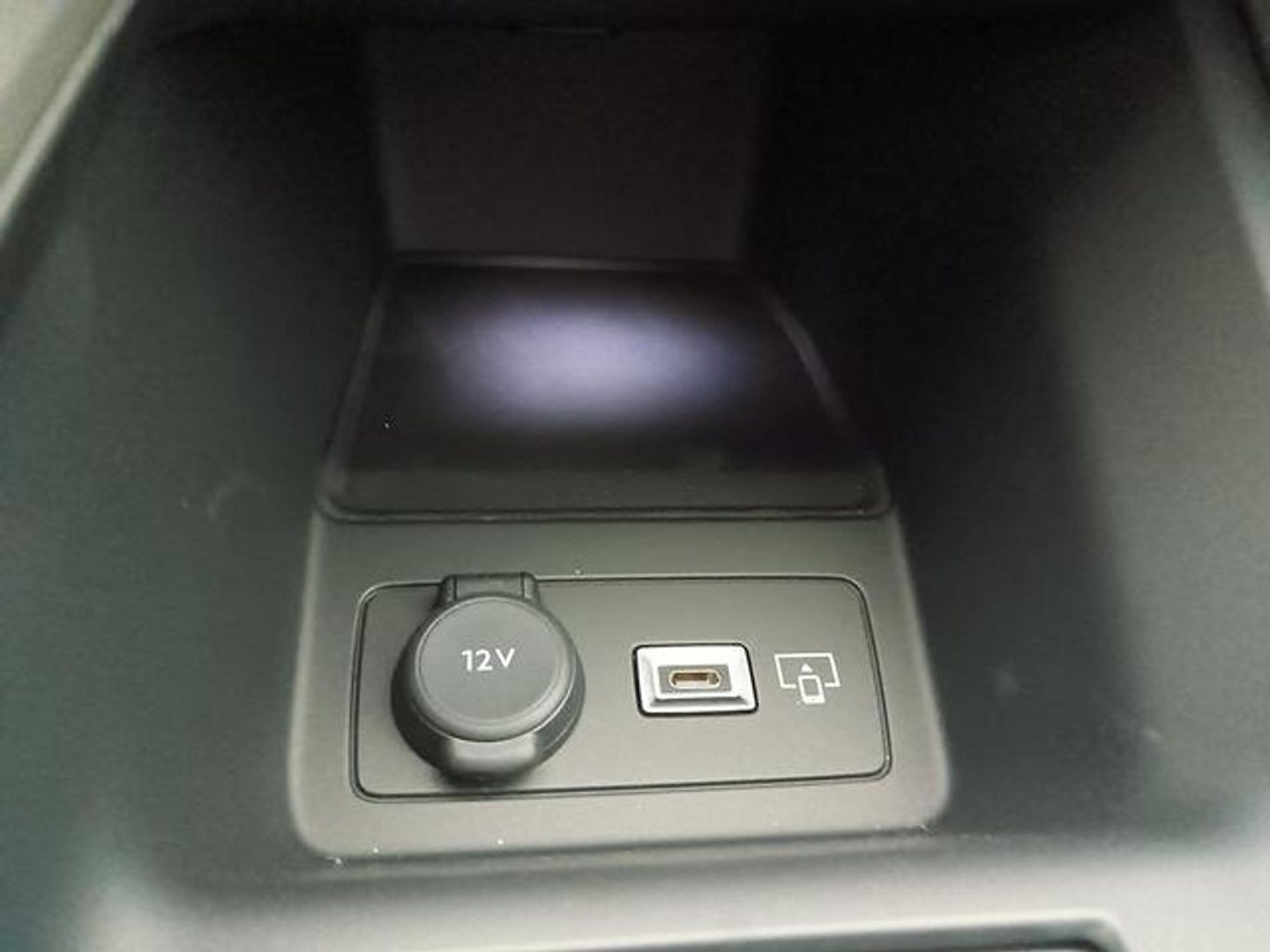 Peugeot 408 Allure Hybrid eDCS6 100 kW (136 CV)