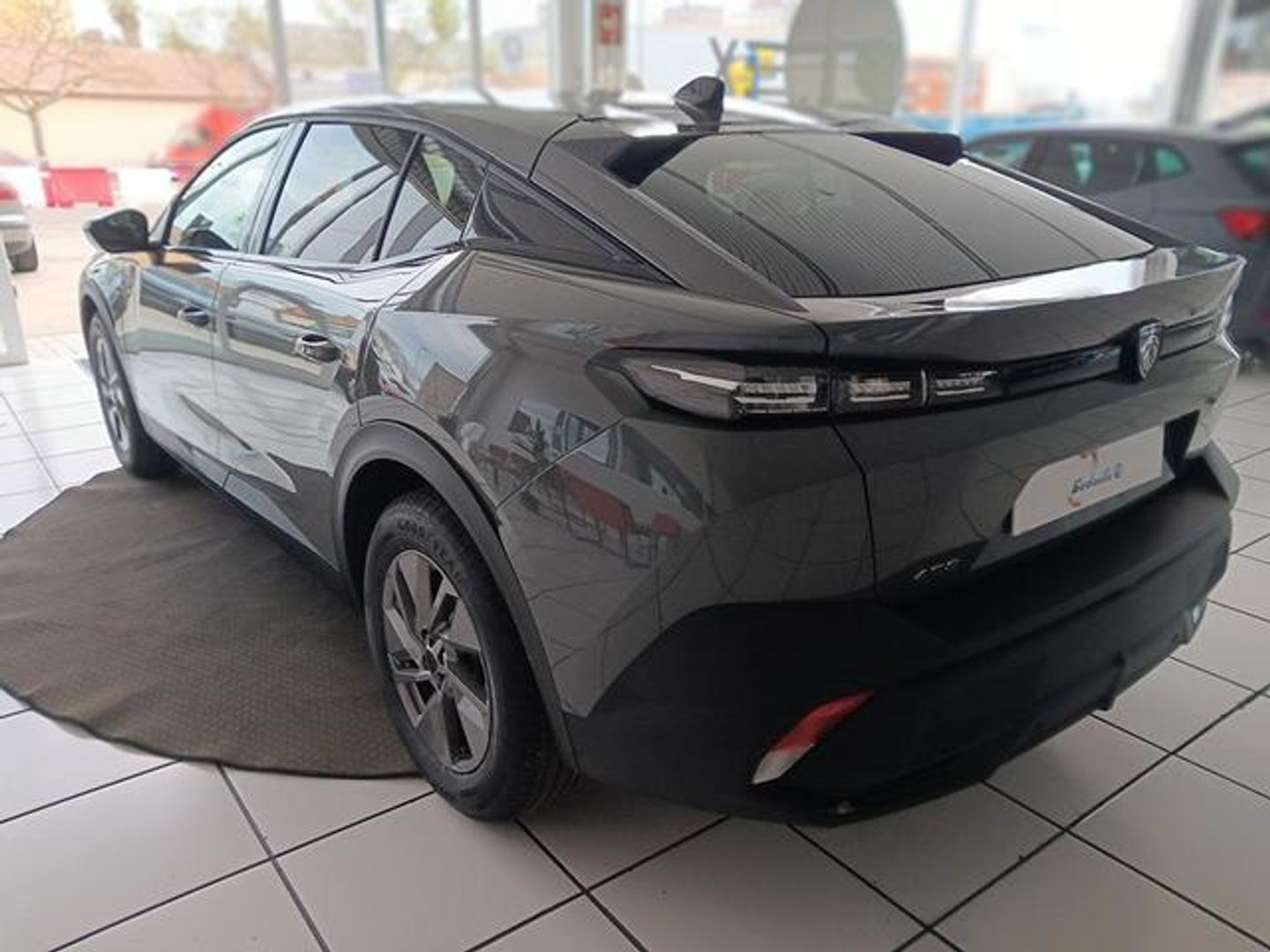 Peugeot 408 Allure Hybrid eDCS6 100 kW (136 CV)