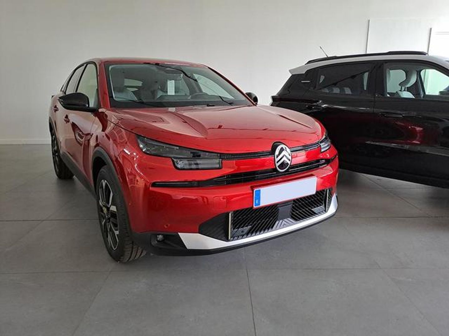 Citroen C4 Hybrid 136 e-DCS6 Max 100 kW (136 CV) Rojo Sedan