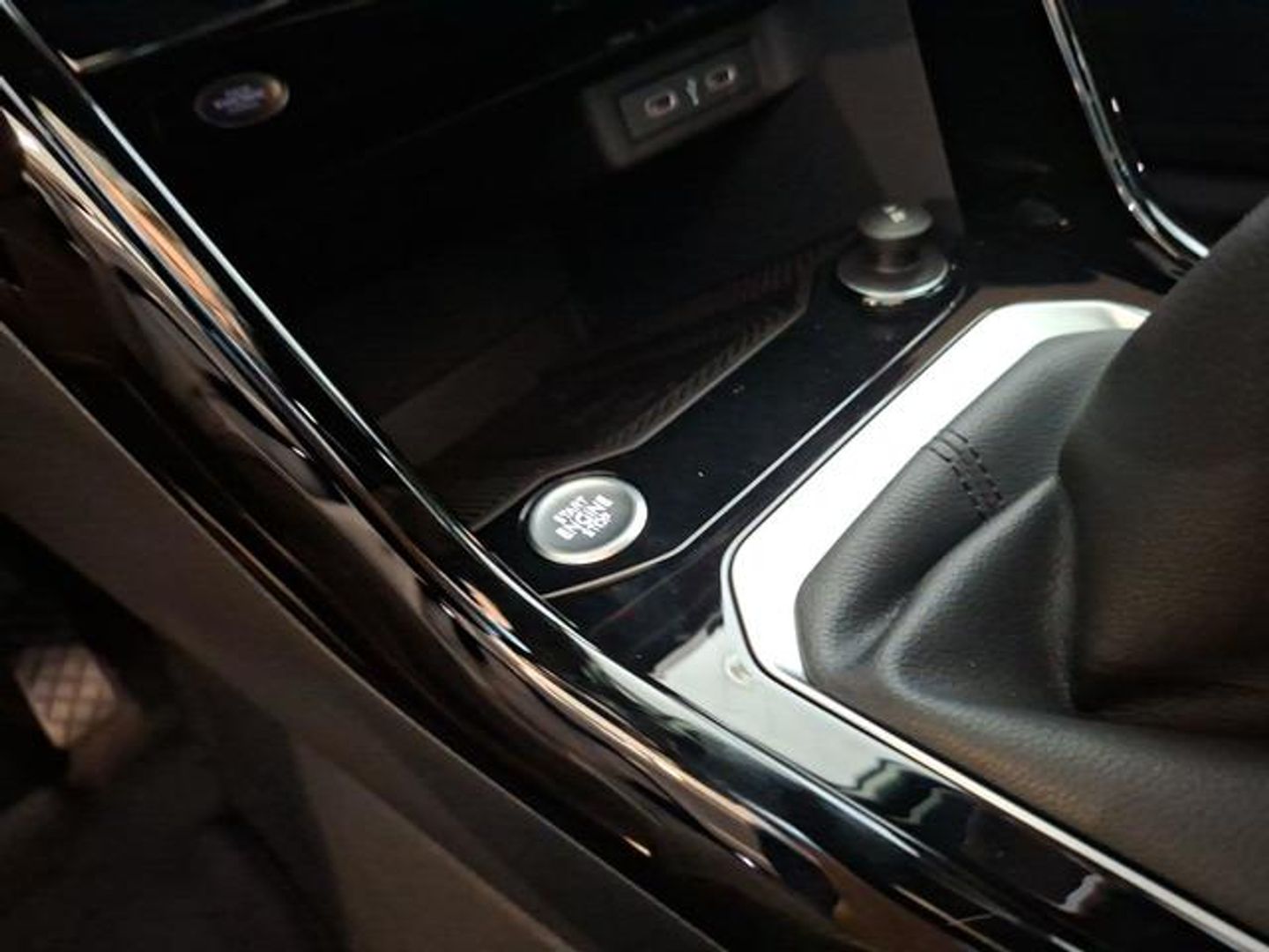 Volkswagen T-Roc Dark Line 1.0 TSI 85 kW (115 CV)