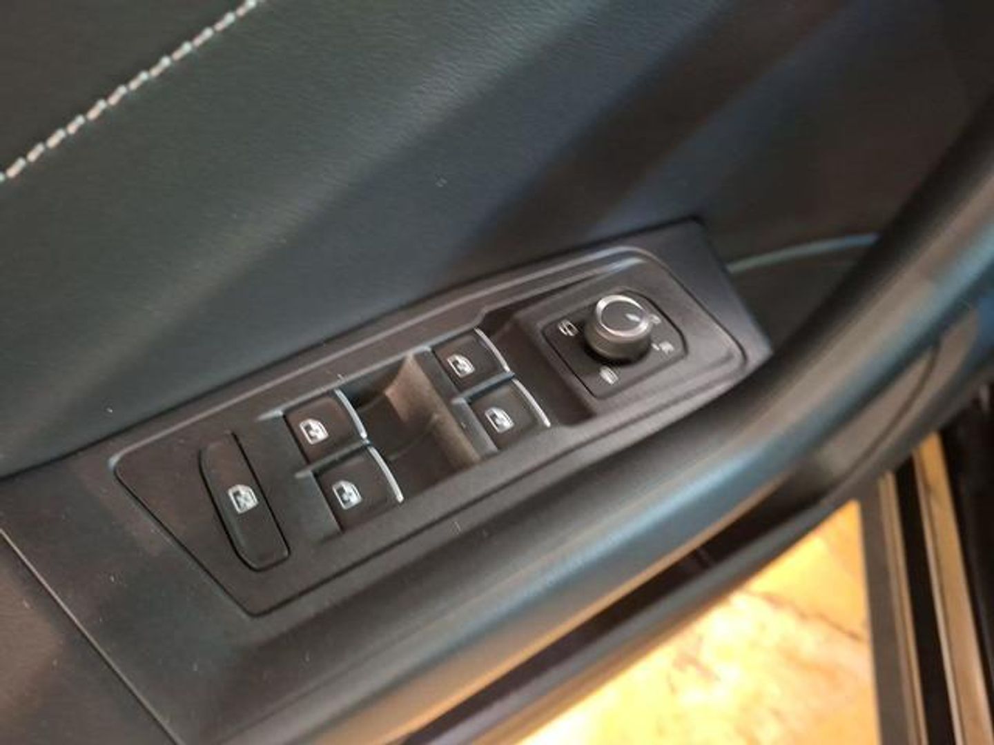 Volkswagen T-Roc Dark Line 1.0 TSI 85 kW (115 CV)