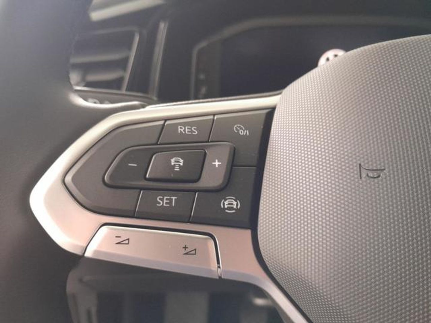 Volkswagen T-Roc Dark Line 1.0 TSI 85 kW (115 CV)
