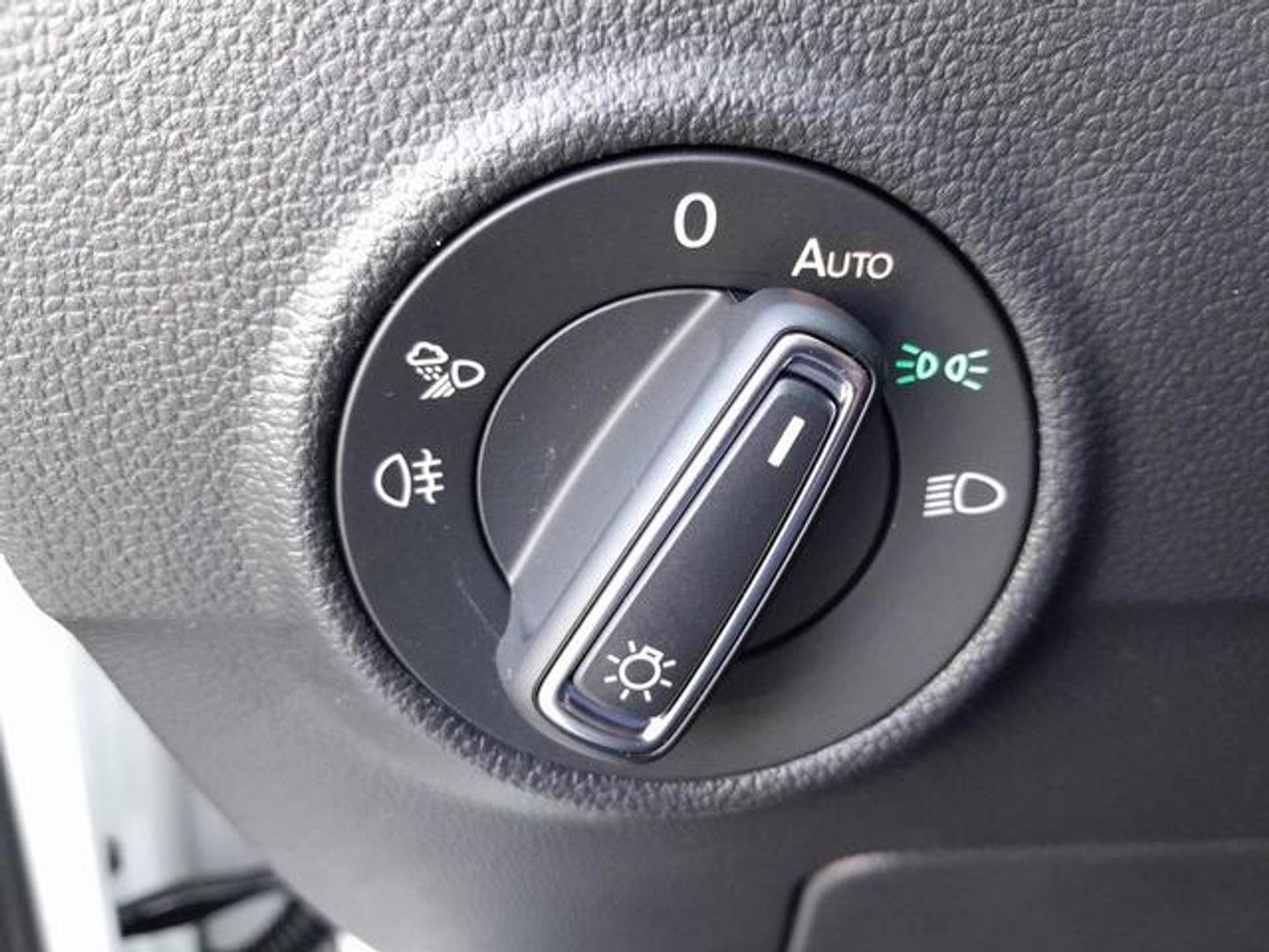 Volkswagen T-Roc Dark Line 1.0 TSI 85 kW (115 CV)