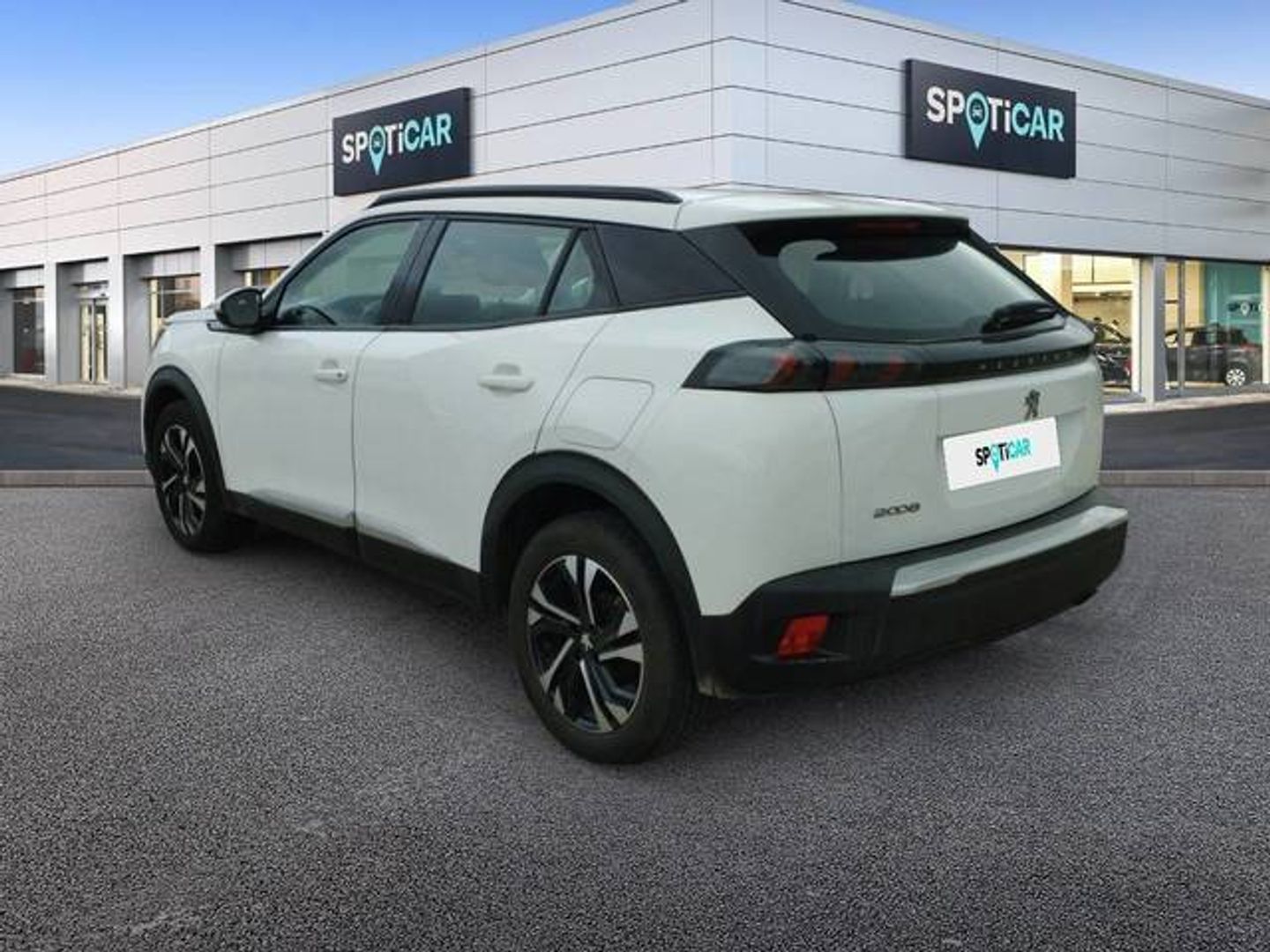 Peugeot 2008 BlueHDi 100 S&S Allure 74 kW (100 CV)