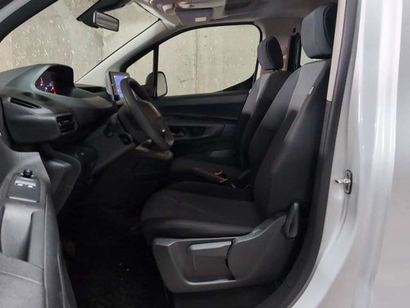 Peugeot Rifter Active Pack Business BlueHDi 73 kW (100 CV)