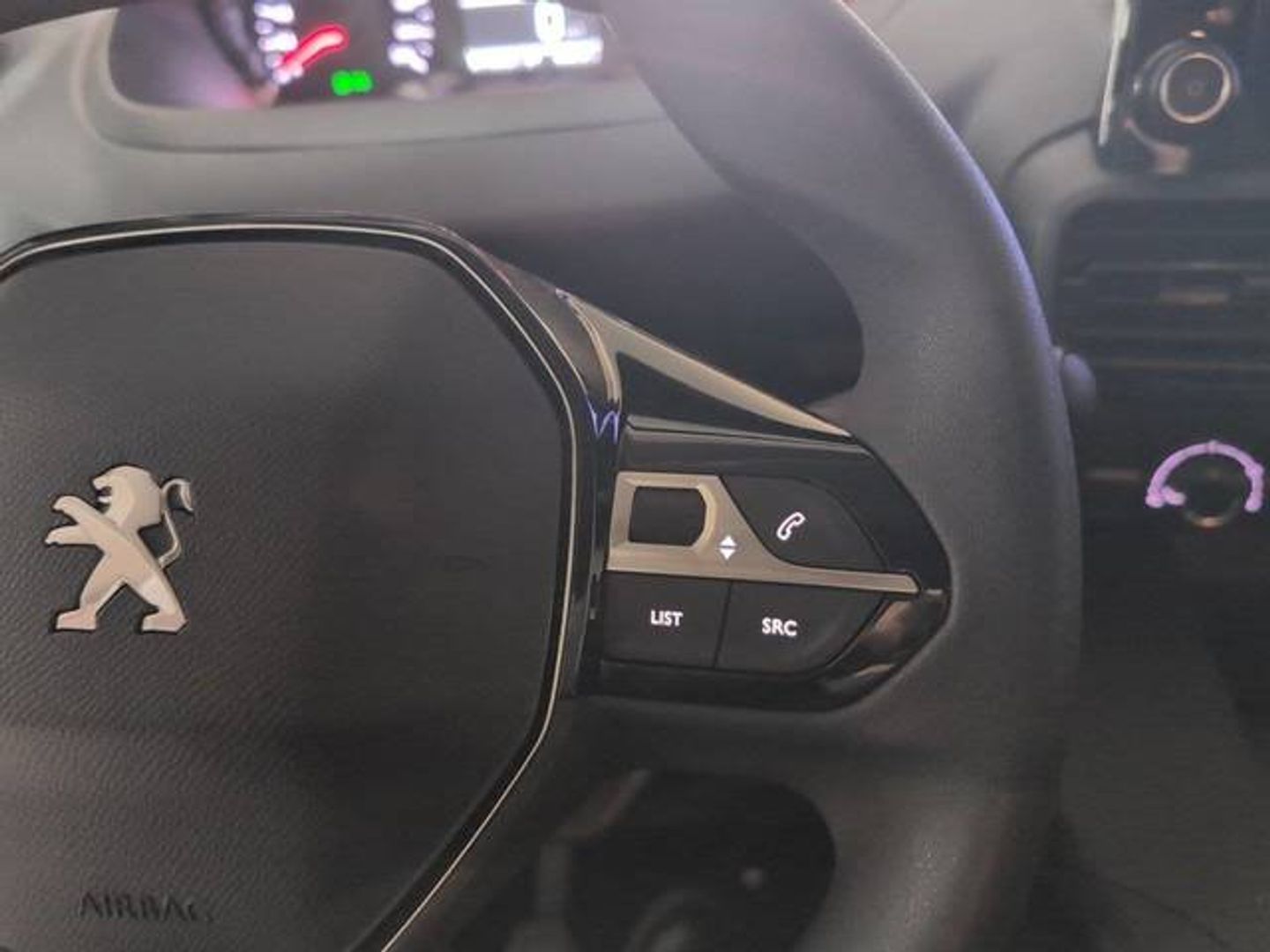 Peugeot Rifter Active Pack Business BlueHDi 73 kW (100 CV)