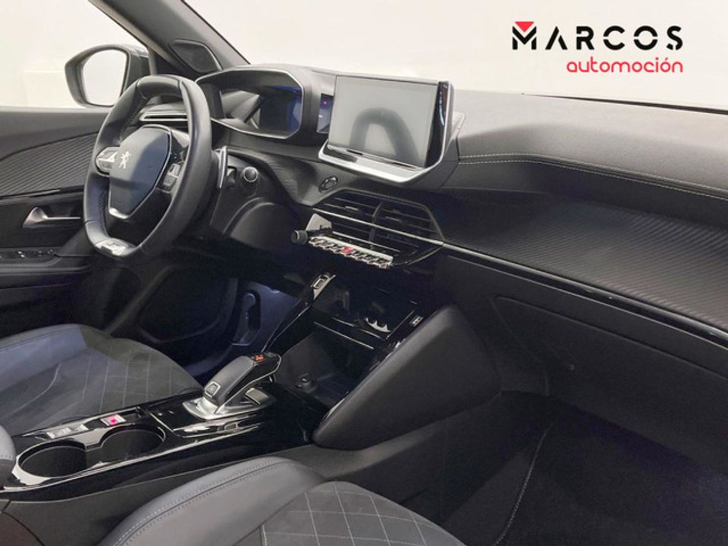 Peugeot 2008 PureTech 155 S&S GT EAT8 115 kW (155 CV)