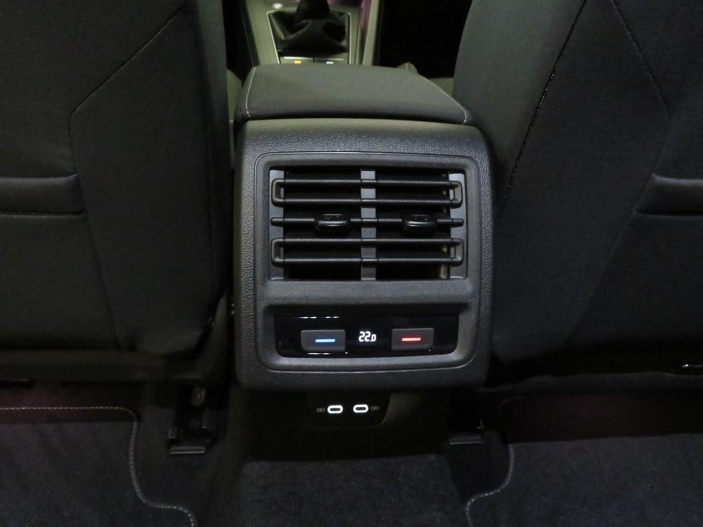 Volkswagen Golf R-Line 2.0 TDI 110 kW (150 CV) DSG