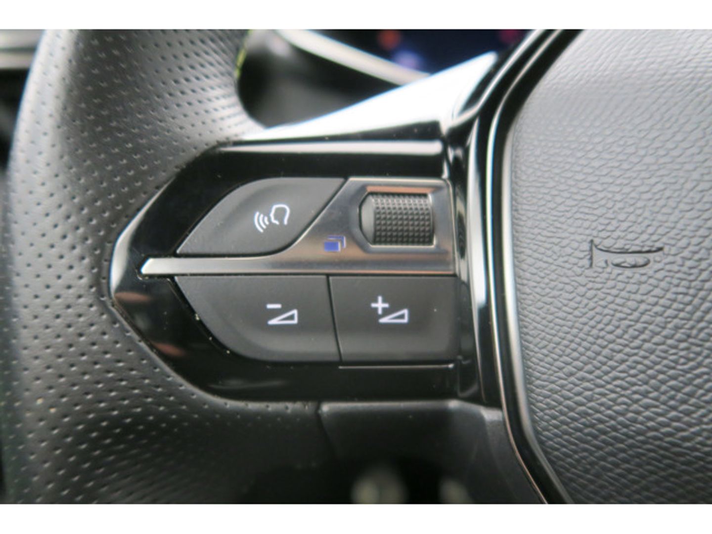 Peugeot 2008 PureTech 130 S&S GT 96 kW (130 CV)
