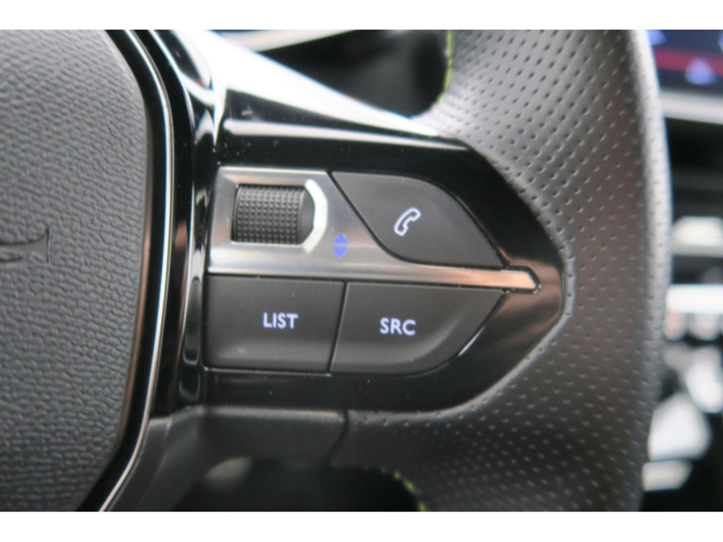 Peugeot 2008 PureTech 130 S&S GT 96 kW (130 CV)