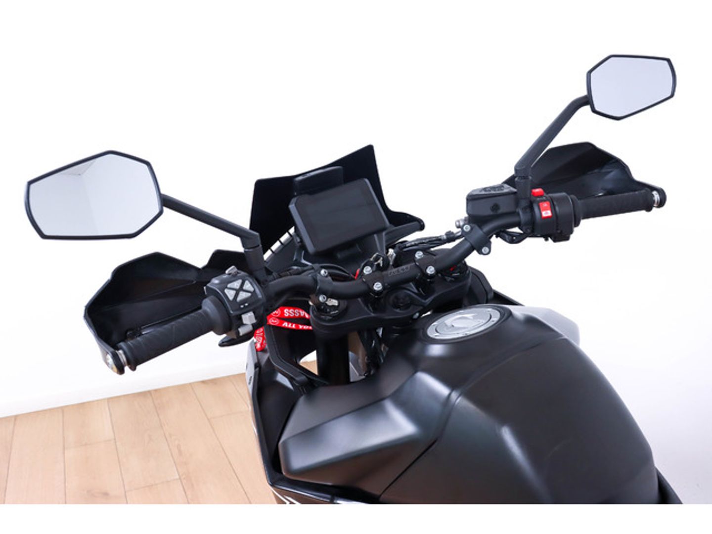 KTM 890 SM T
