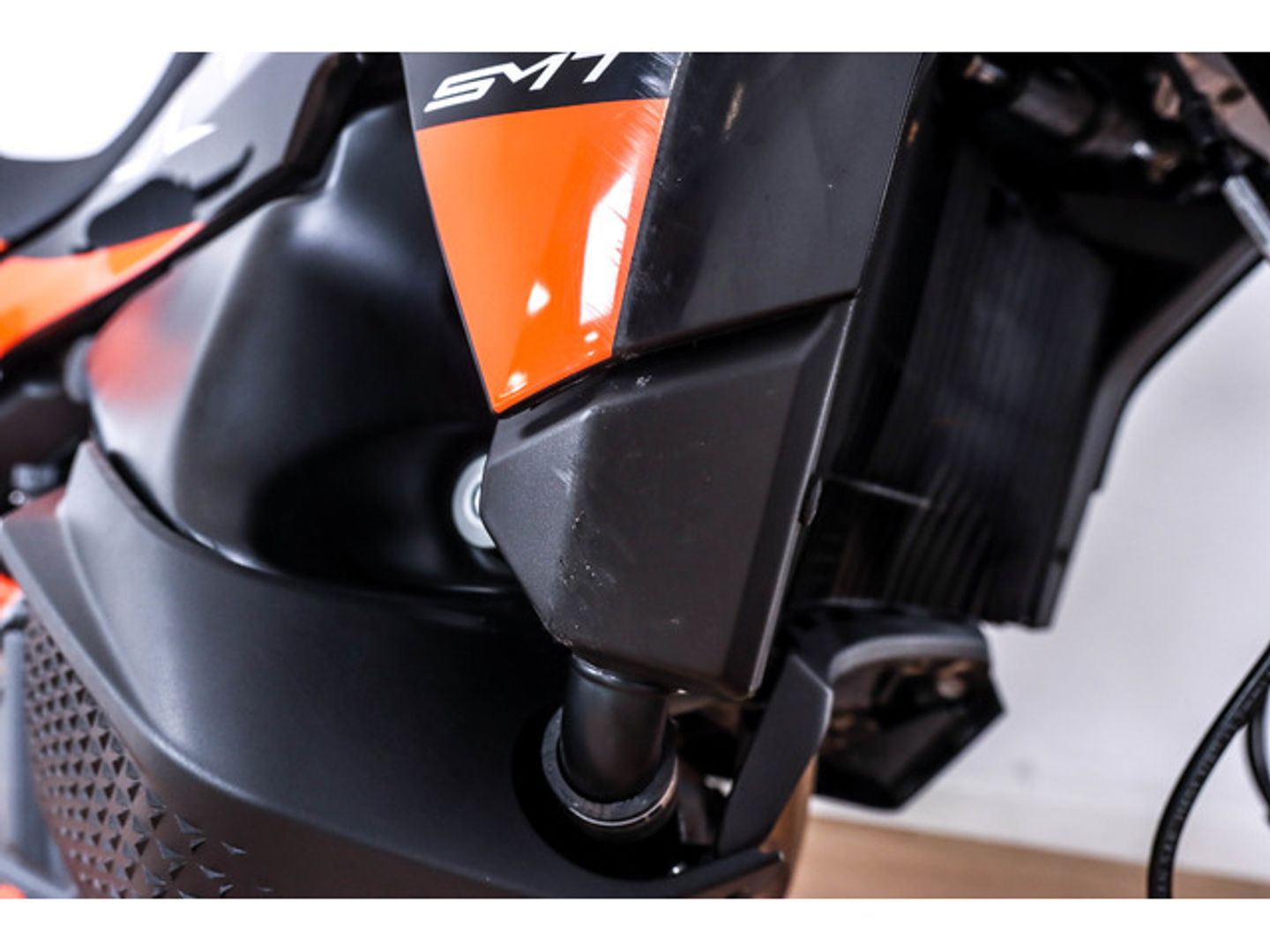 KTM 890 SM T