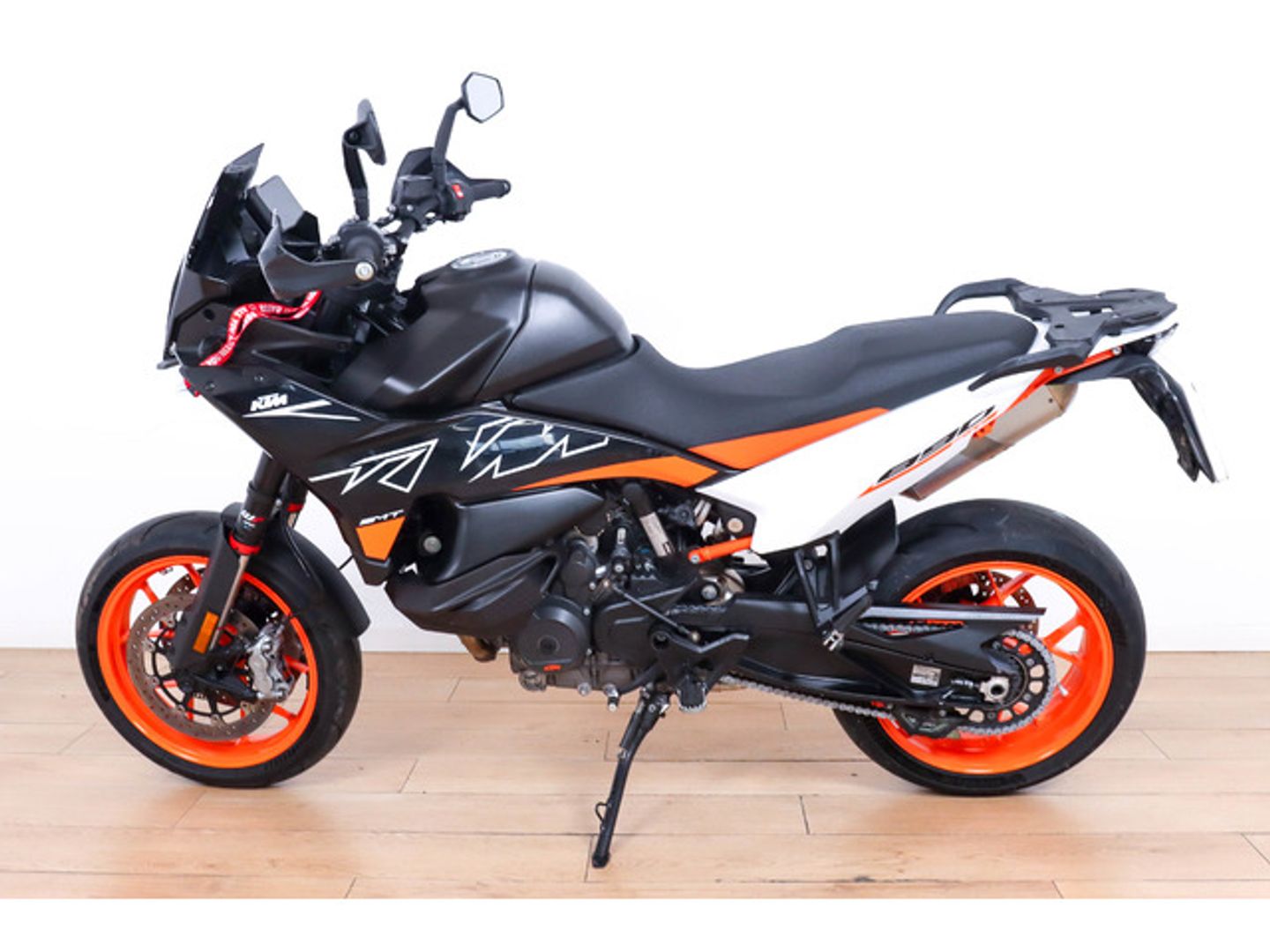 KTM 890 SM T