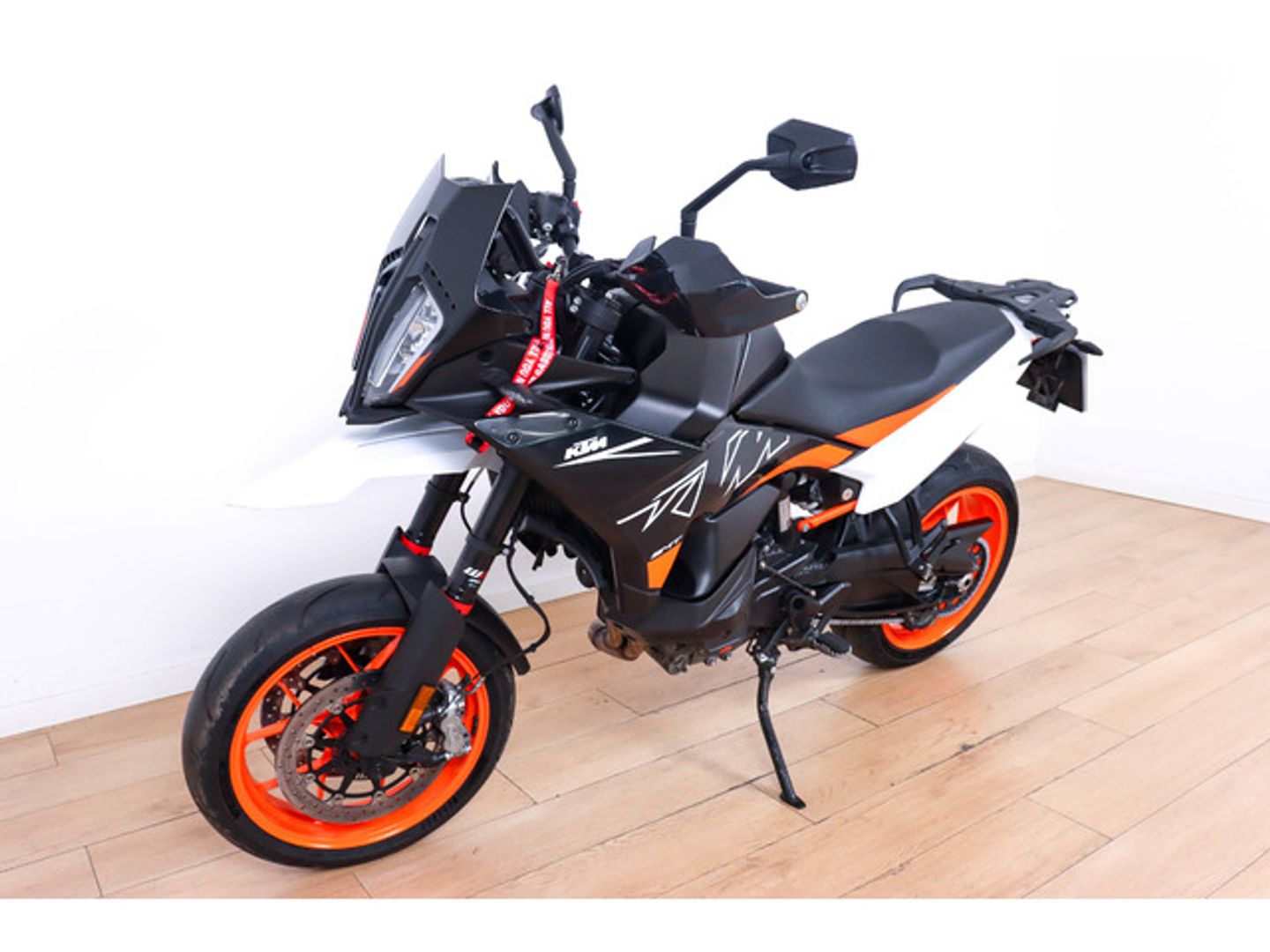 KTM 890 SM T