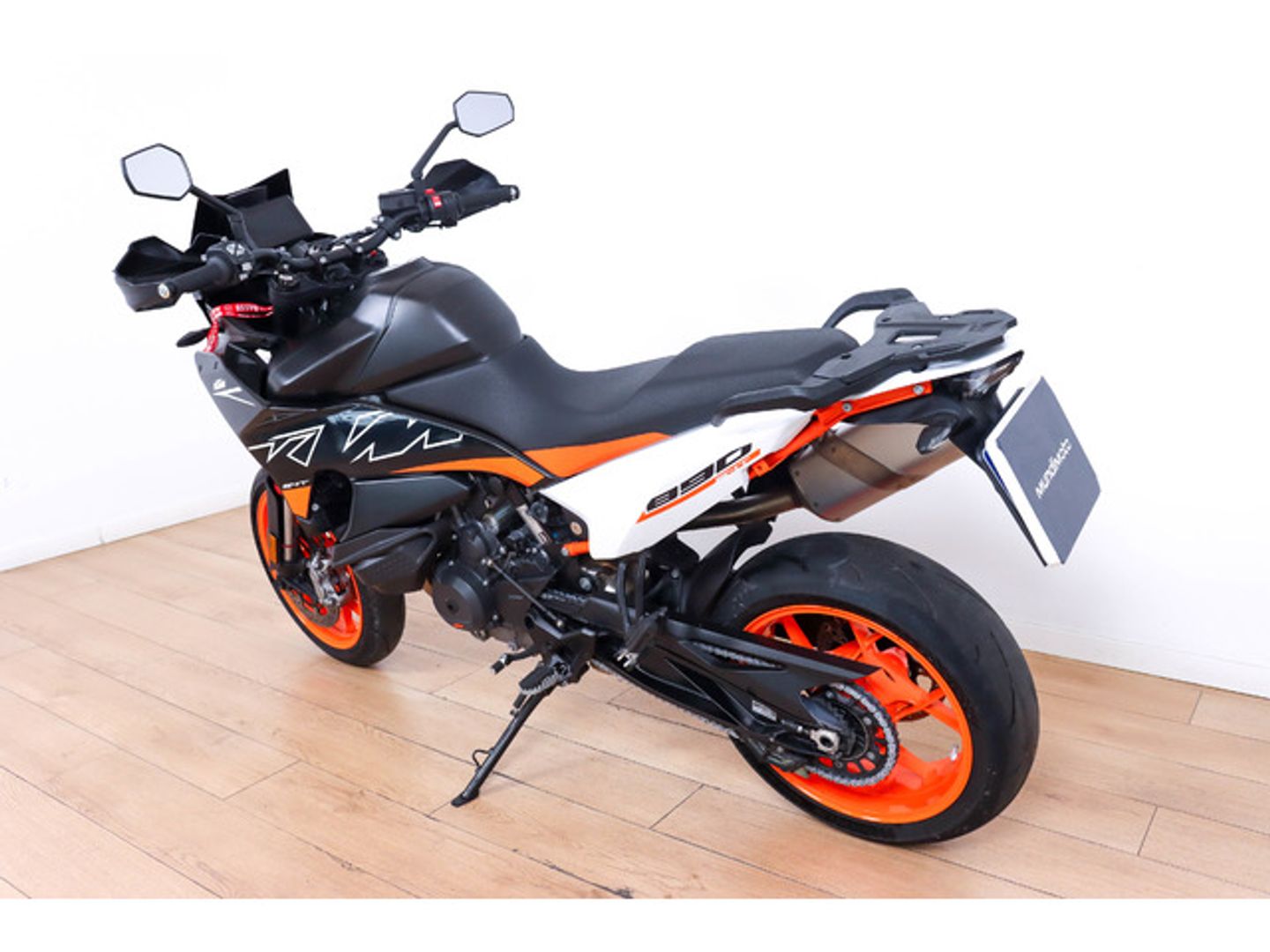 KTM 890 SM T