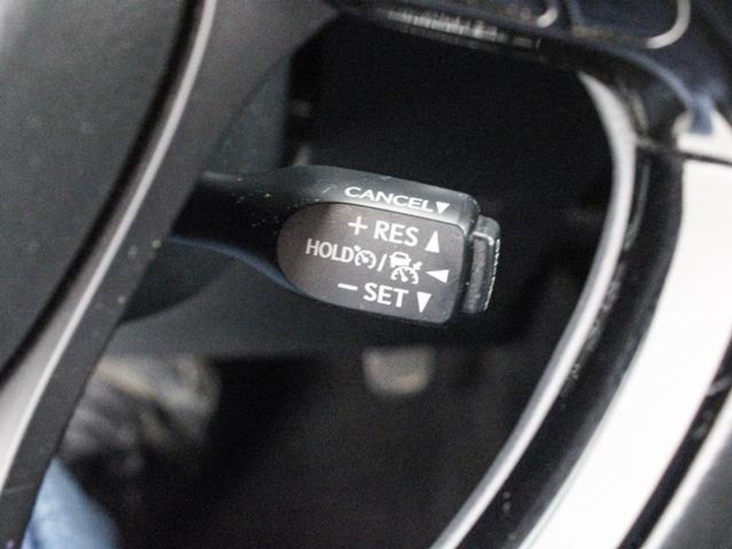 Toyota C-HR 1.8 125H Advance 90 kW (122 CV)