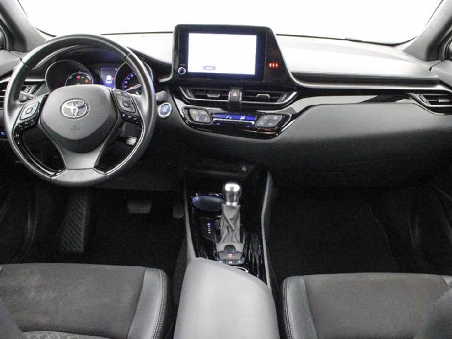 Toyota C-HR 1.8 125H Advance 90 kW (122 CV)