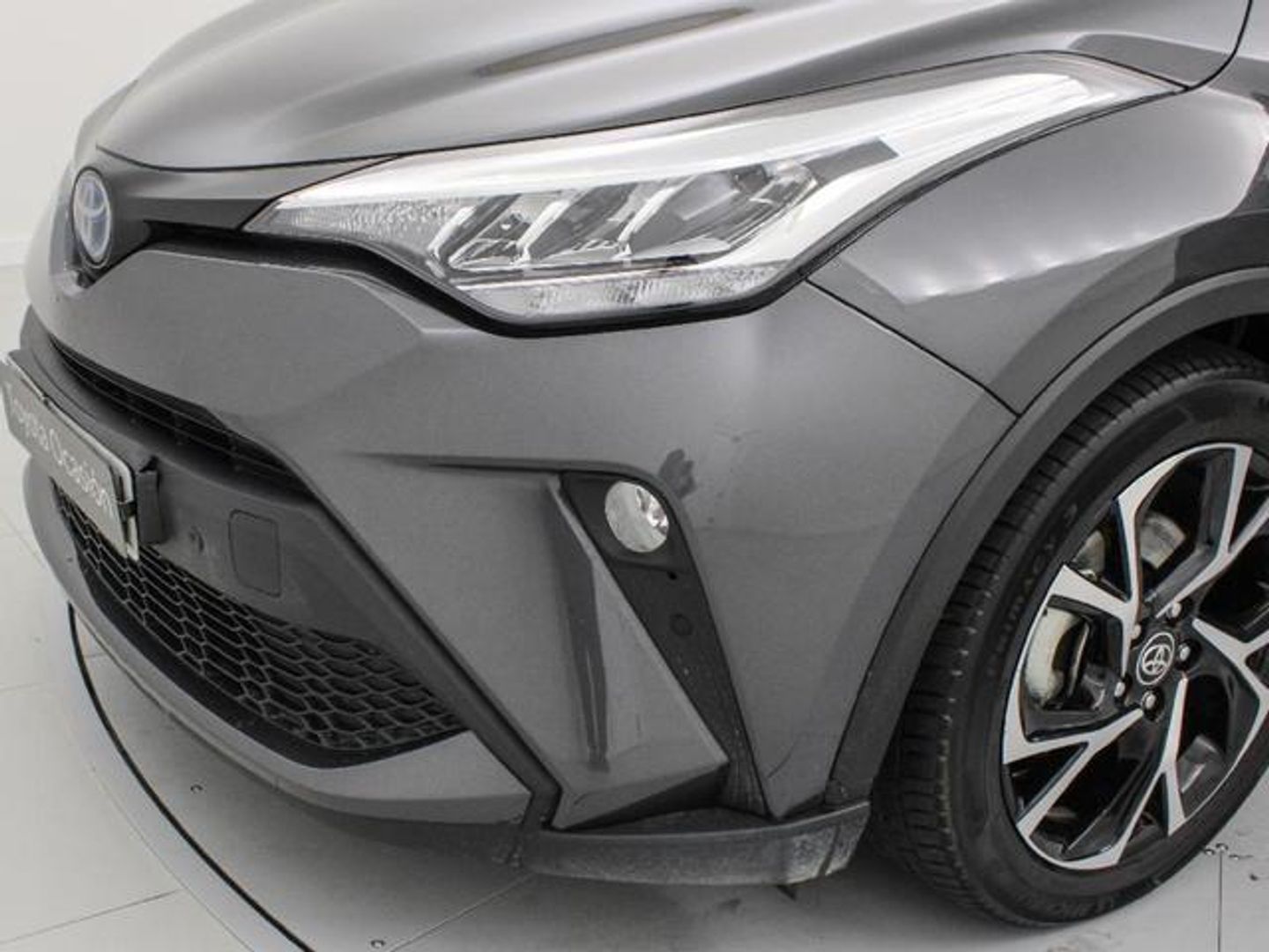 Toyota C-HR 1.8 125H Advance 90 kW (122 CV)