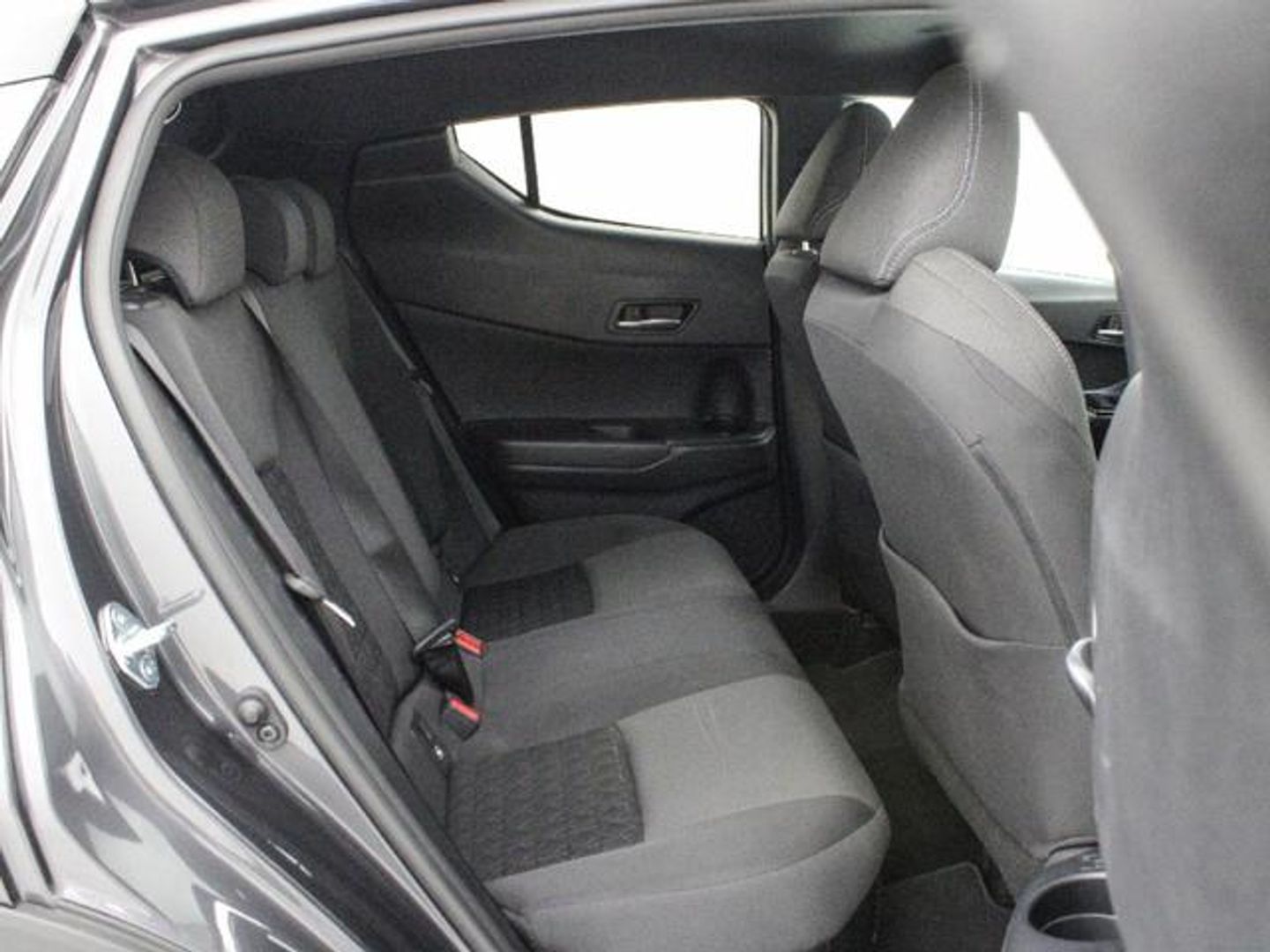 Toyota C-HR 1.8 125H Advance 90 kW (122 CV)