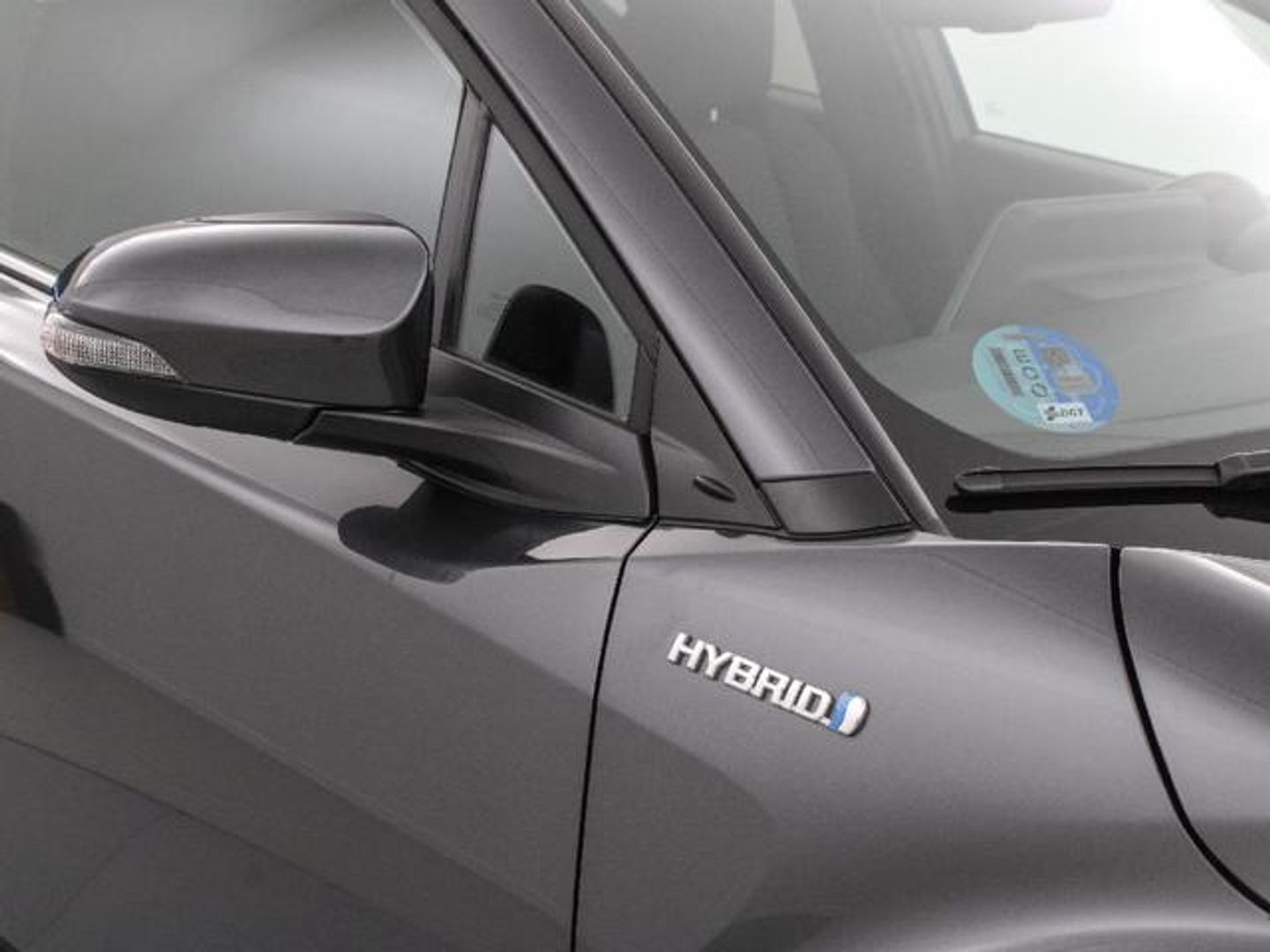 Toyota C-HR 1.8 125H Advance 90 kW (122 CV)