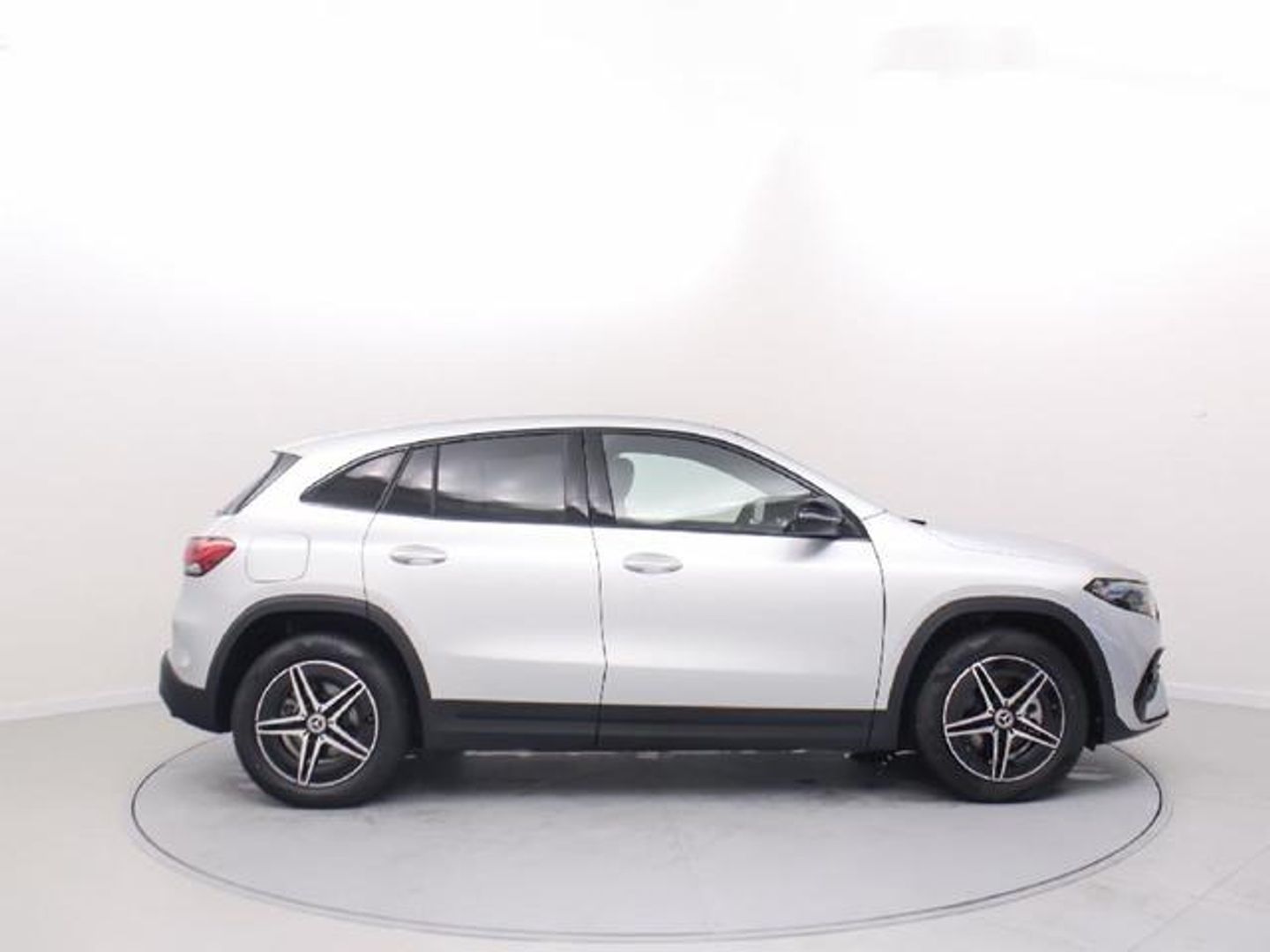Mercedes-Benz EQA 250+ 140 kW (190 CV)