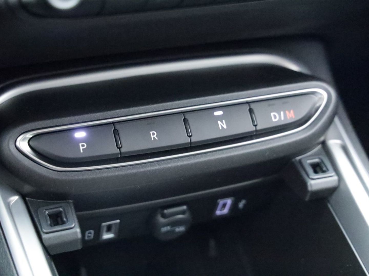 Jeep Avenger 1.2 eHybrid Summit 74 kW (100 CV)
