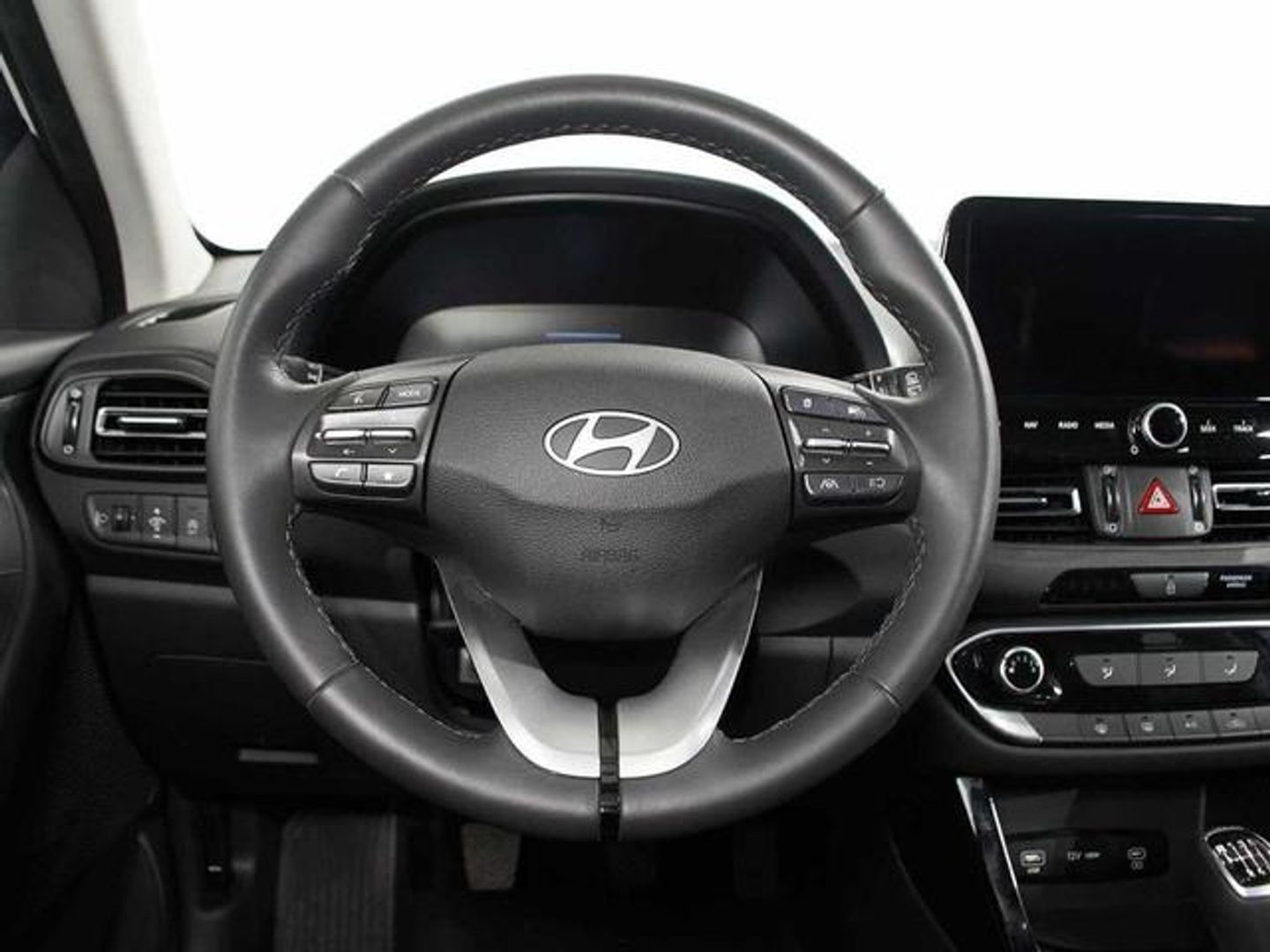 Hyundai i30 1.0 TGDI 48V Klass 74 kW (100 CV)