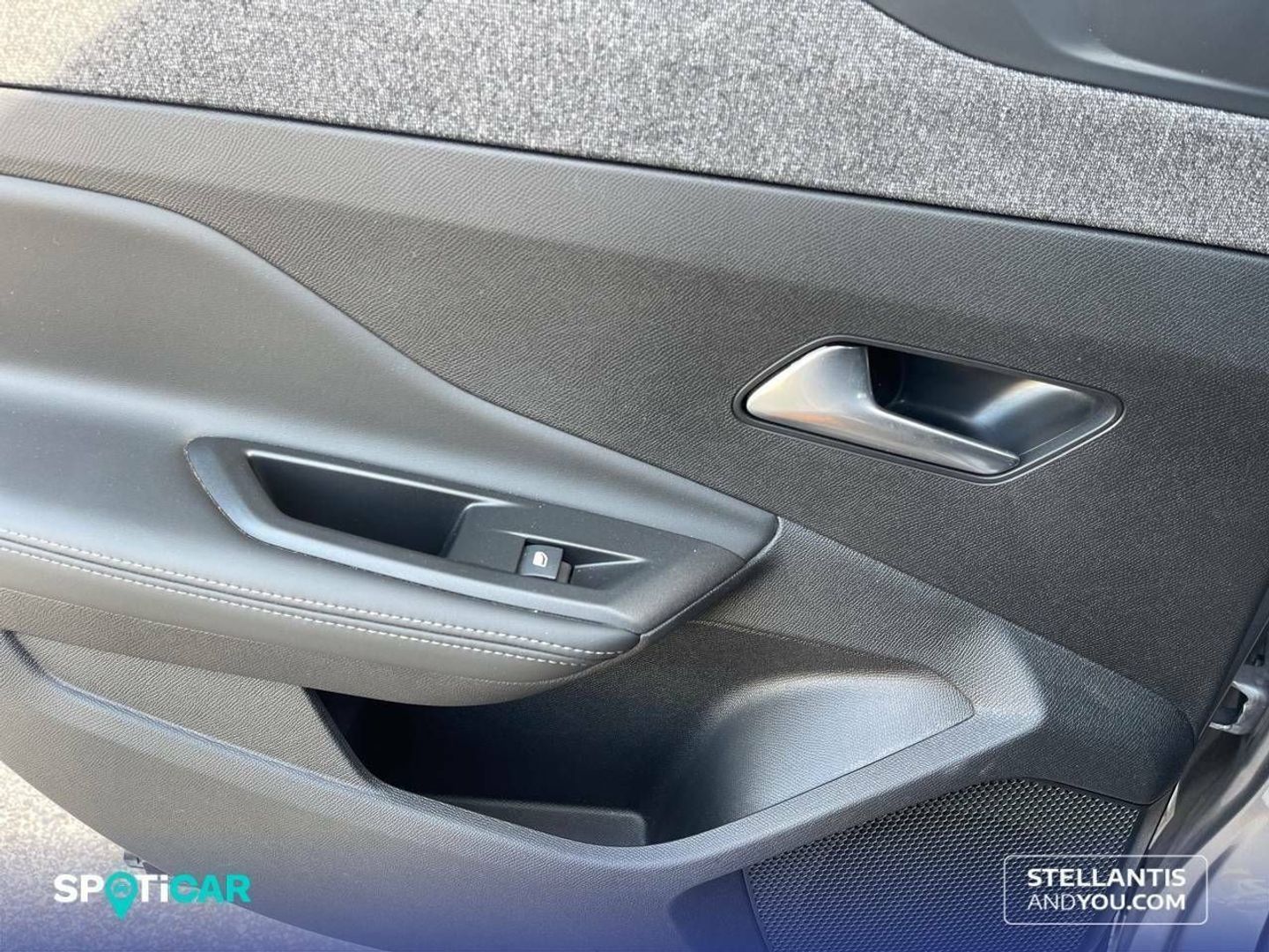 Peugeot 408 Puretech 130 Allure Pack EAT8 96 kW (130 CV)