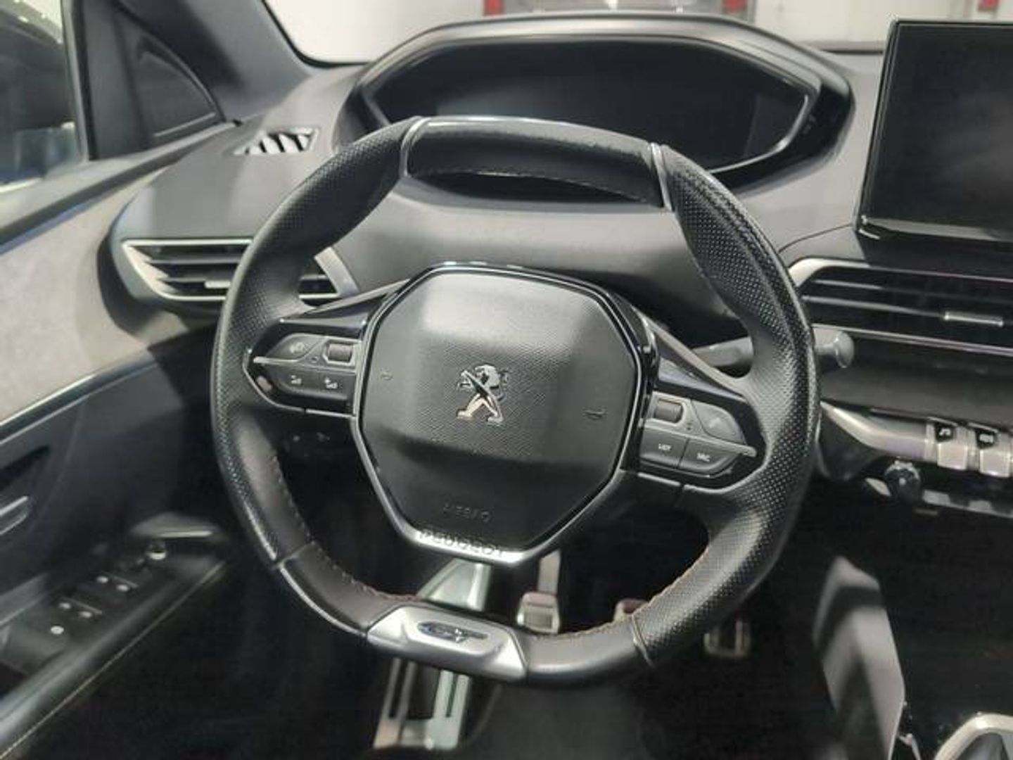 Peugeot 3008 PureTech 130 S&S GT 96 kW (130 CV)