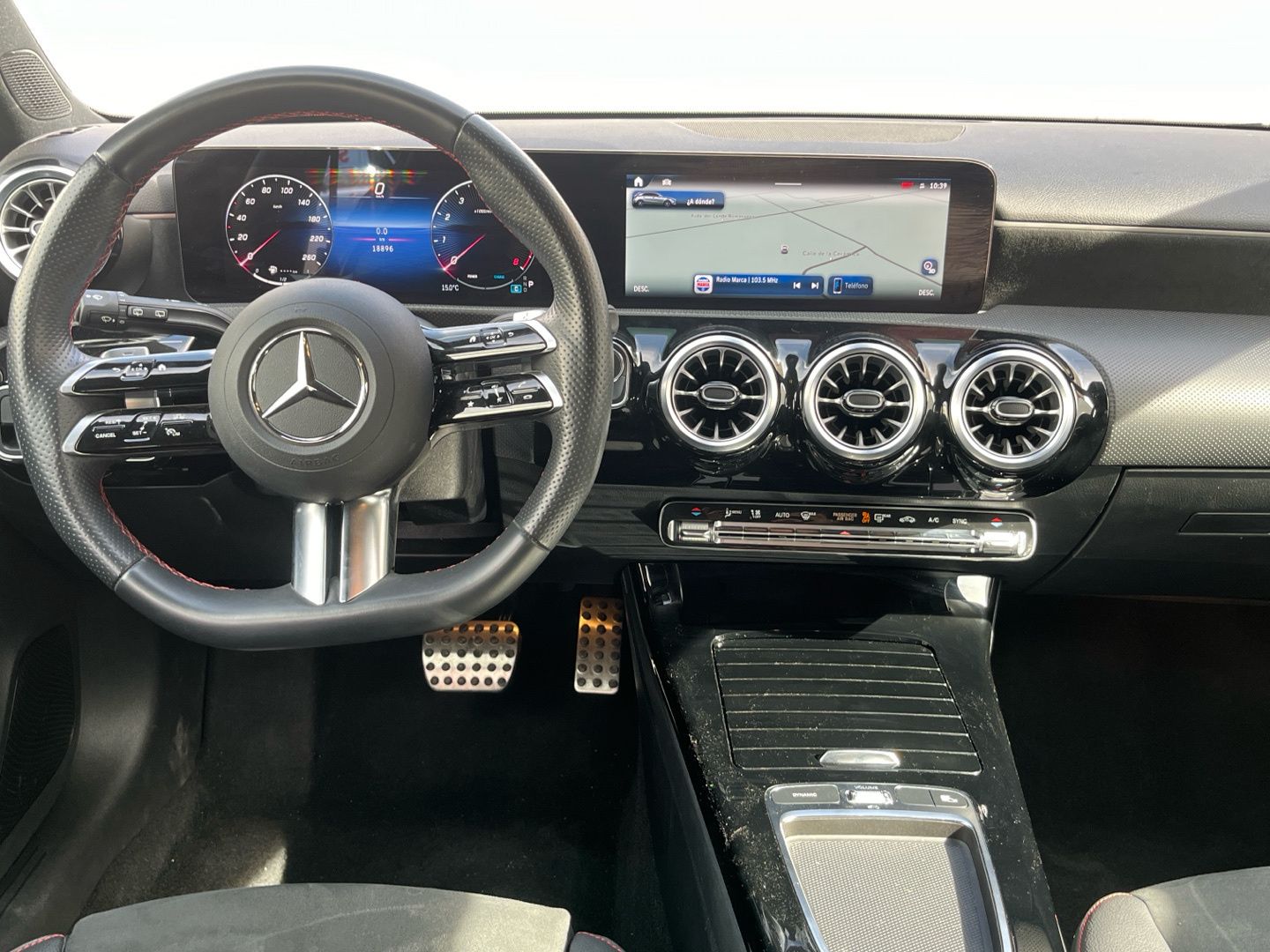 Mercedes-Benz Clase A 180 100 kW (136 CV)