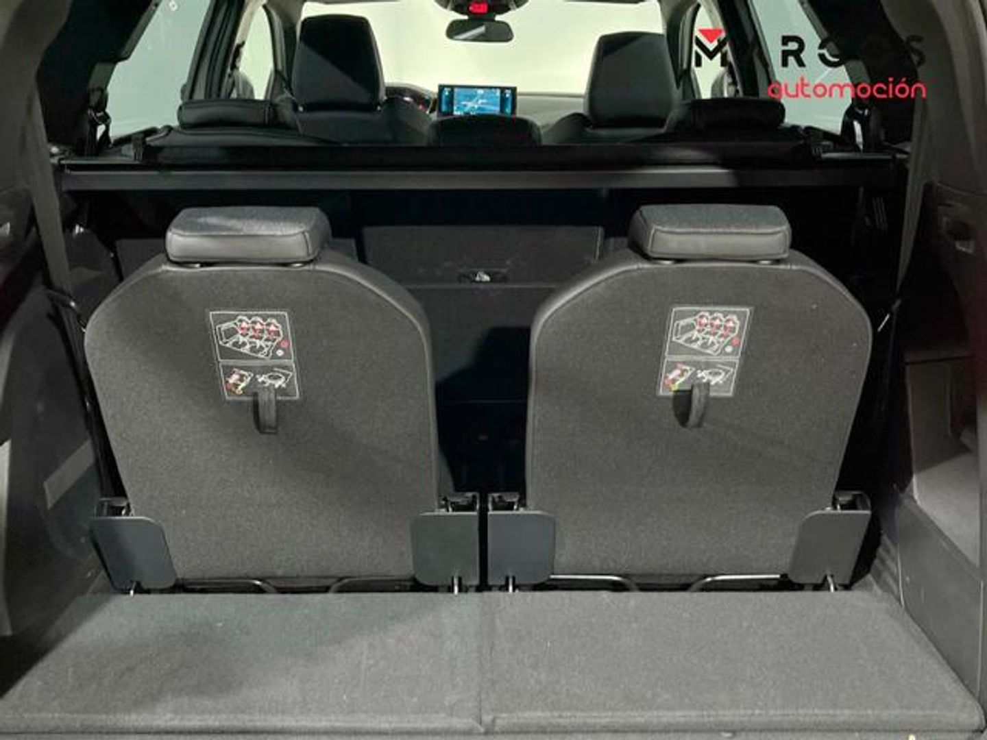 Peugeot 5008 Hybrid 1.2 Allure Pack eDCS6 100 kW (136 CV)