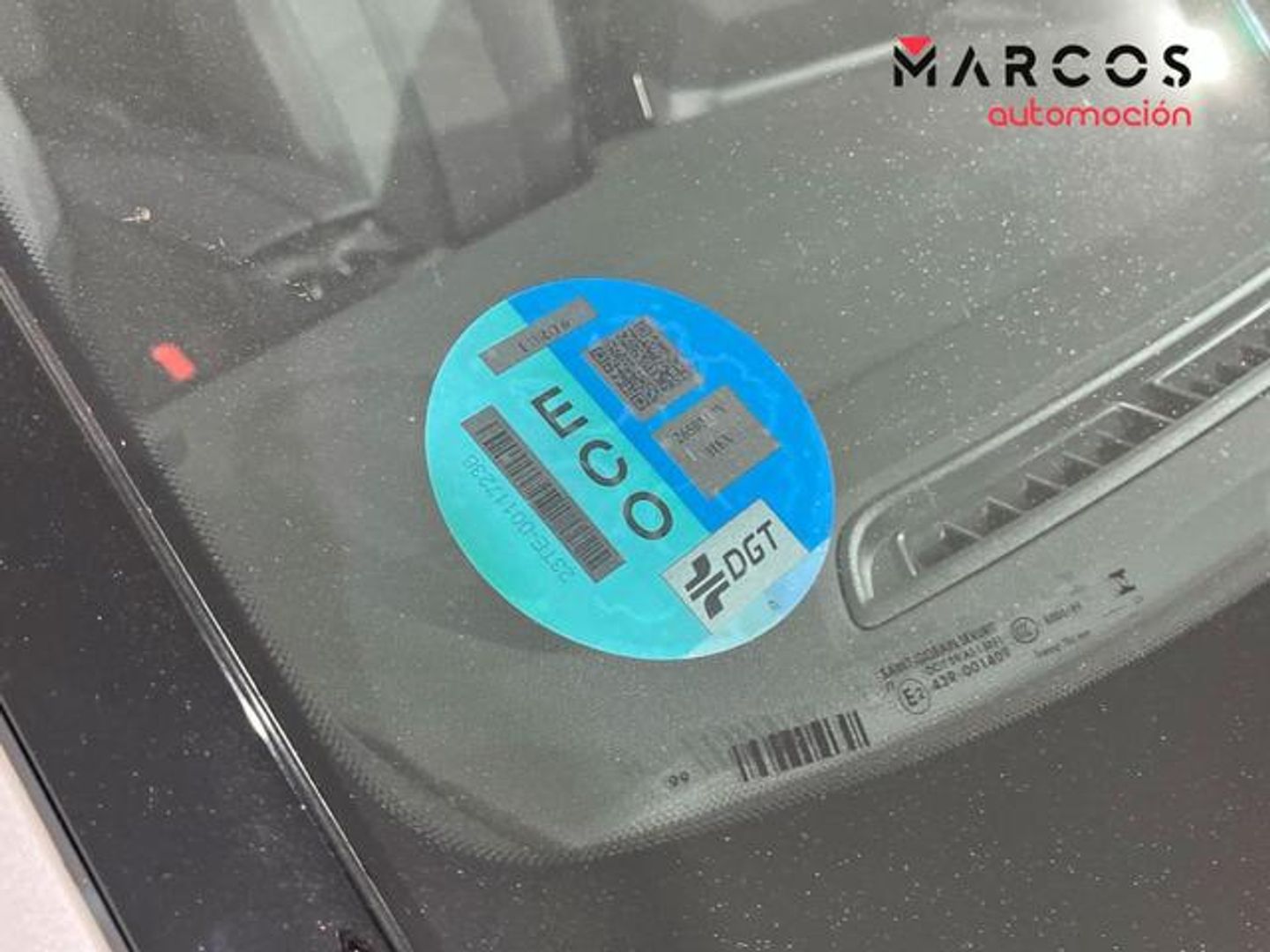 Peugeot 5008 Hybrid 1.2 Allure Pack eDCS6 100 kW (136 CV)