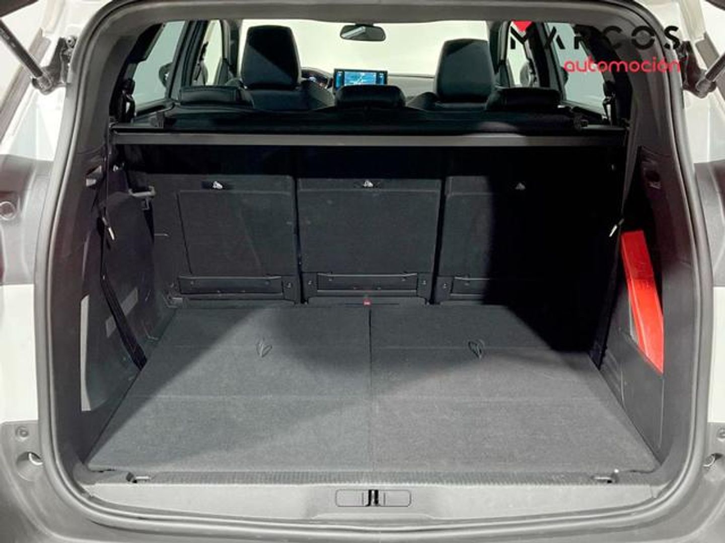 Peugeot 5008 Hybrid 1.2 Allure Pack eDCS6 100 kW (136 CV)