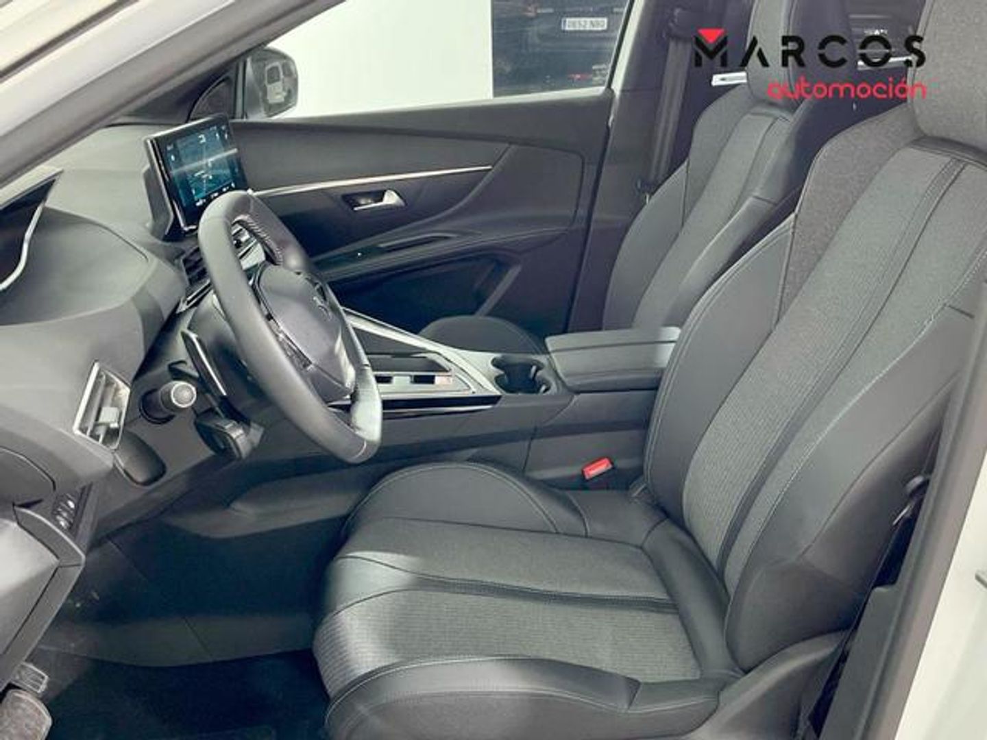 Peugeot 5008 Hybrid 1.2 Allure Pack eDCS6 100 kW (136 CV)