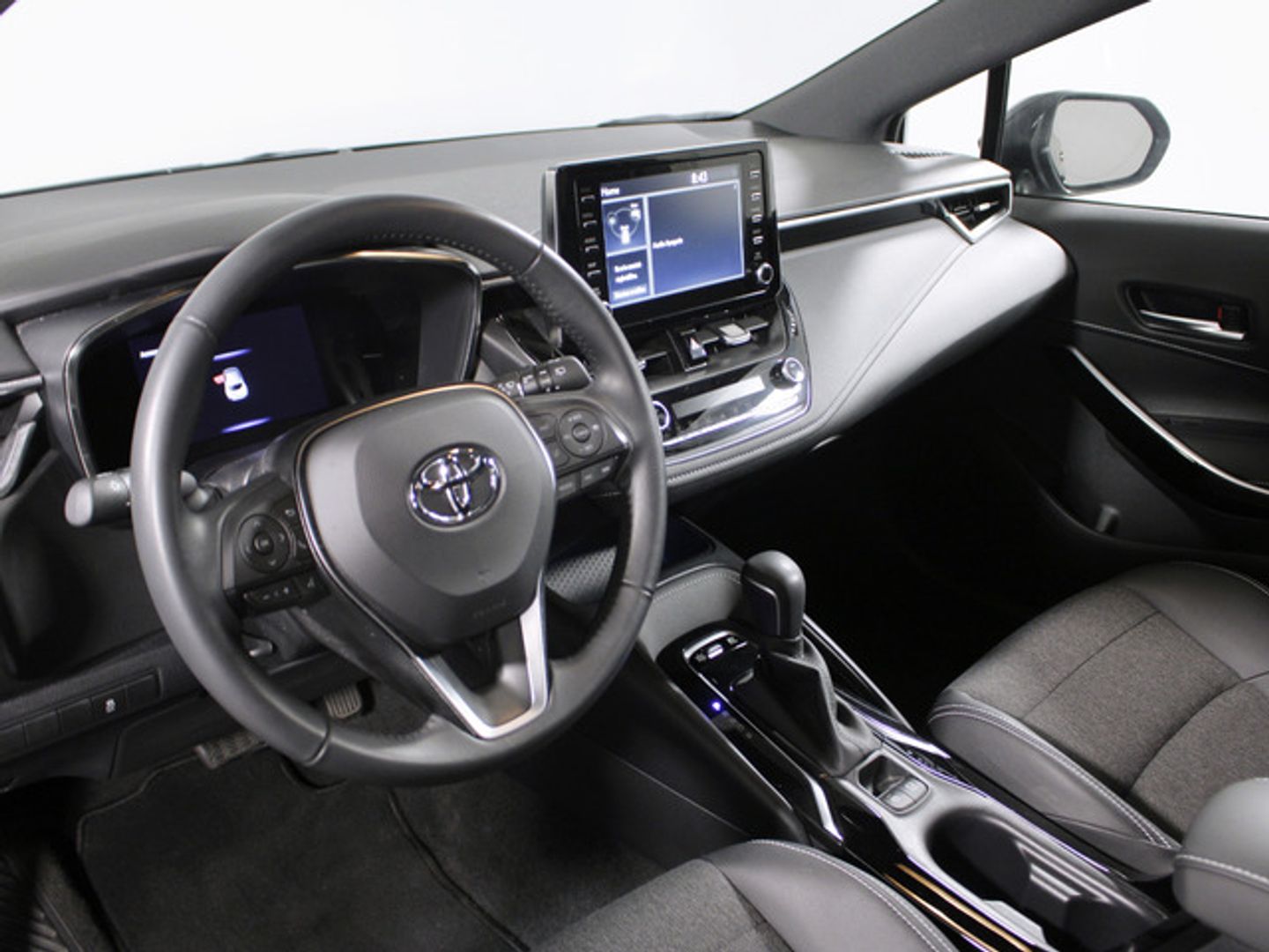 Toyota Corolla 1.8 125H Style E-CVT 90 kW (122 CV)