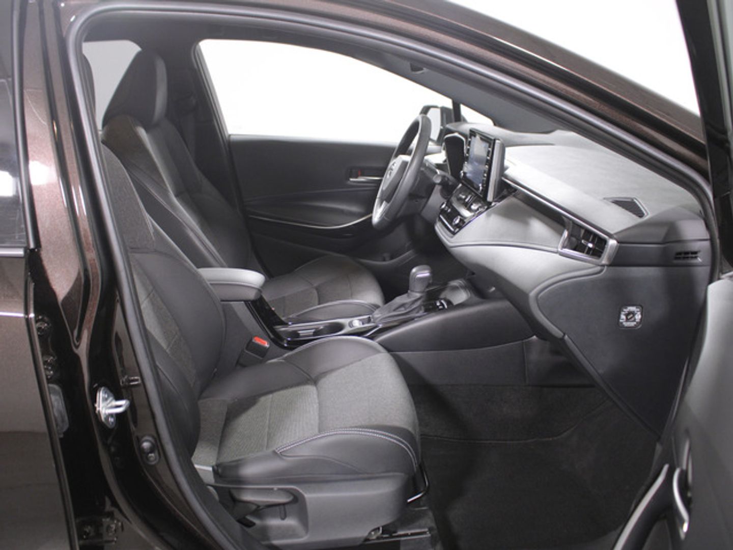Toyota Corolla 1.8 125H Style E-CVT 90 kW (122 CV)