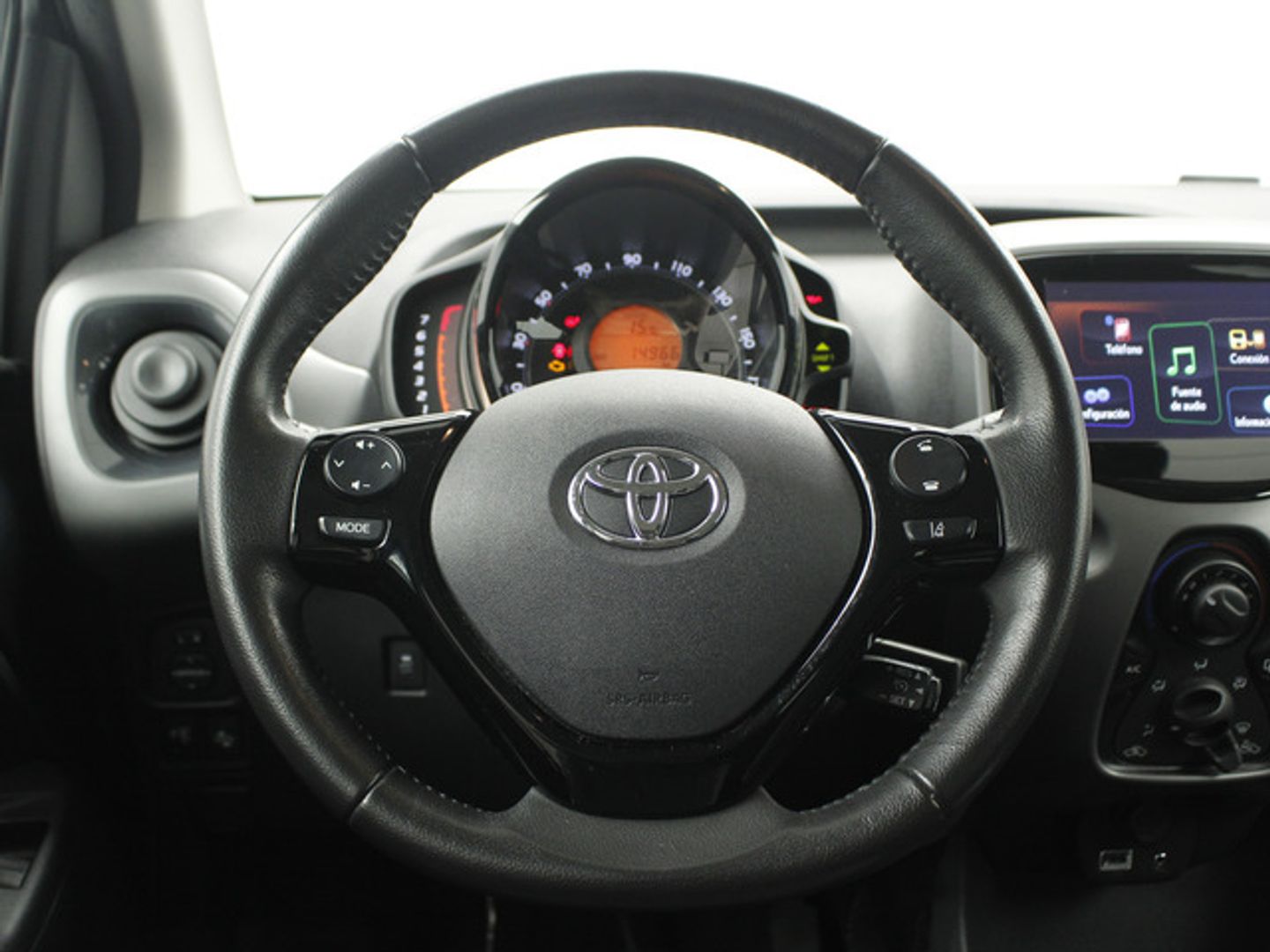Toyota Aygo 1.0 70 x-play 53 kW (72 CV)