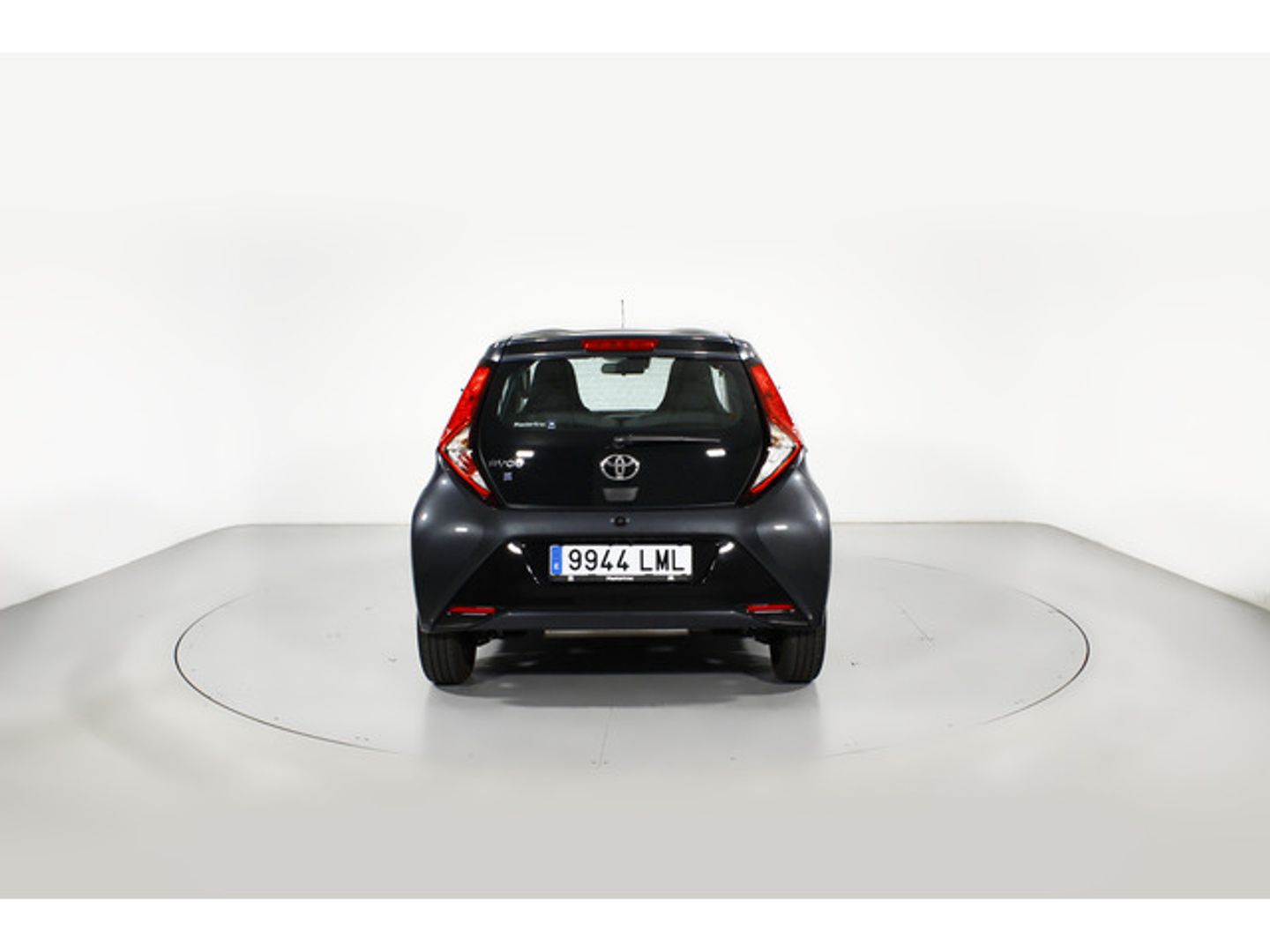 Toyota Aygo 1.0 70 x-play 53 kW (72 CV)