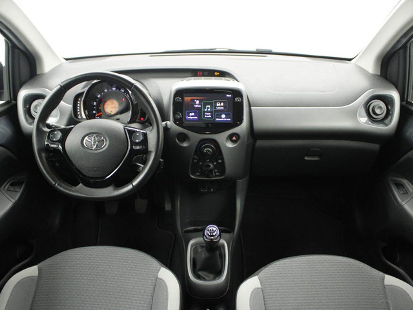 Toyota Aygo 1.0 70 x-play 53 kW (72 CV)