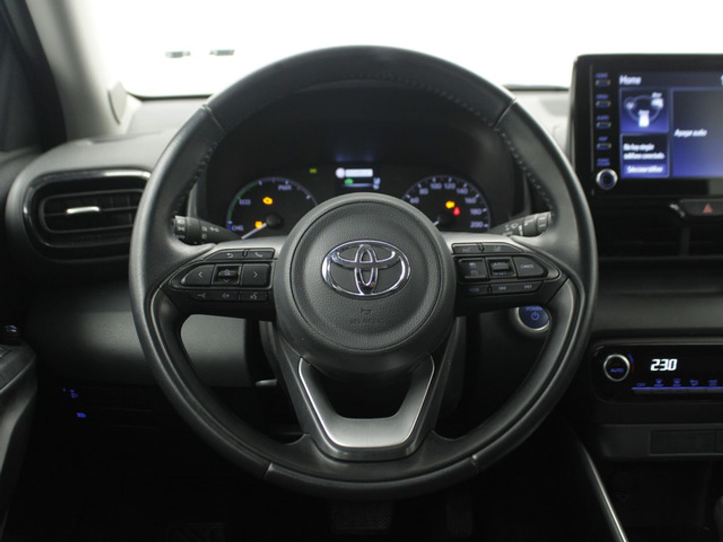 Toyota Yaris 120H Active Tech 85 kW (116 CV)