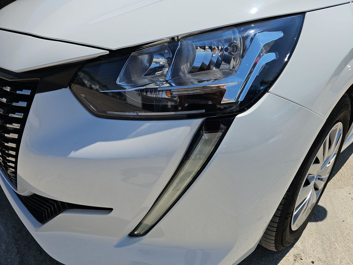 Peugeot 208 PureTech 75 S&S Active 55 kW (75 CV)