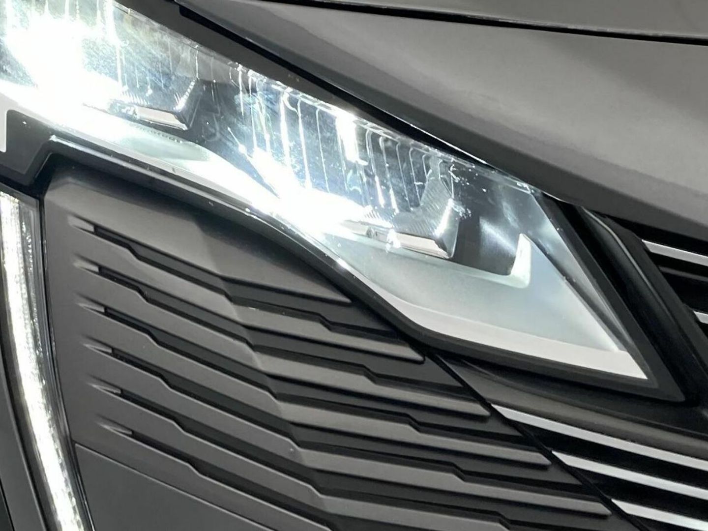 Peugeot 3008 PureTech 130 S&S Active Pack 96 kW (130 CV)