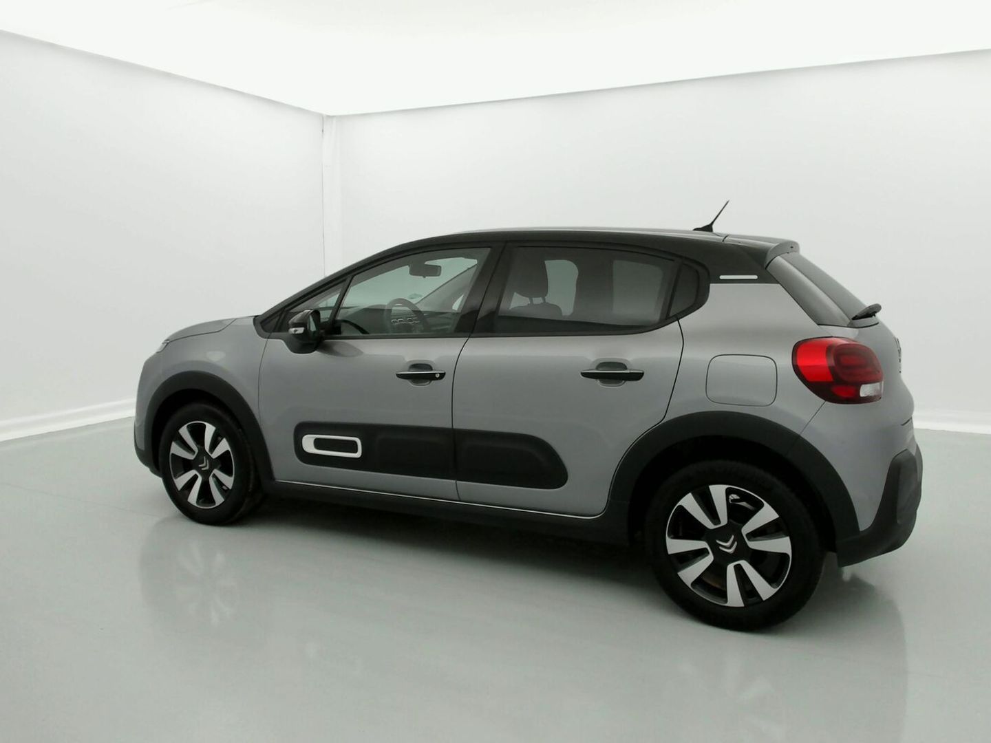 Citroen C3 PureTech 82 Shine 61 kW (83 CV)