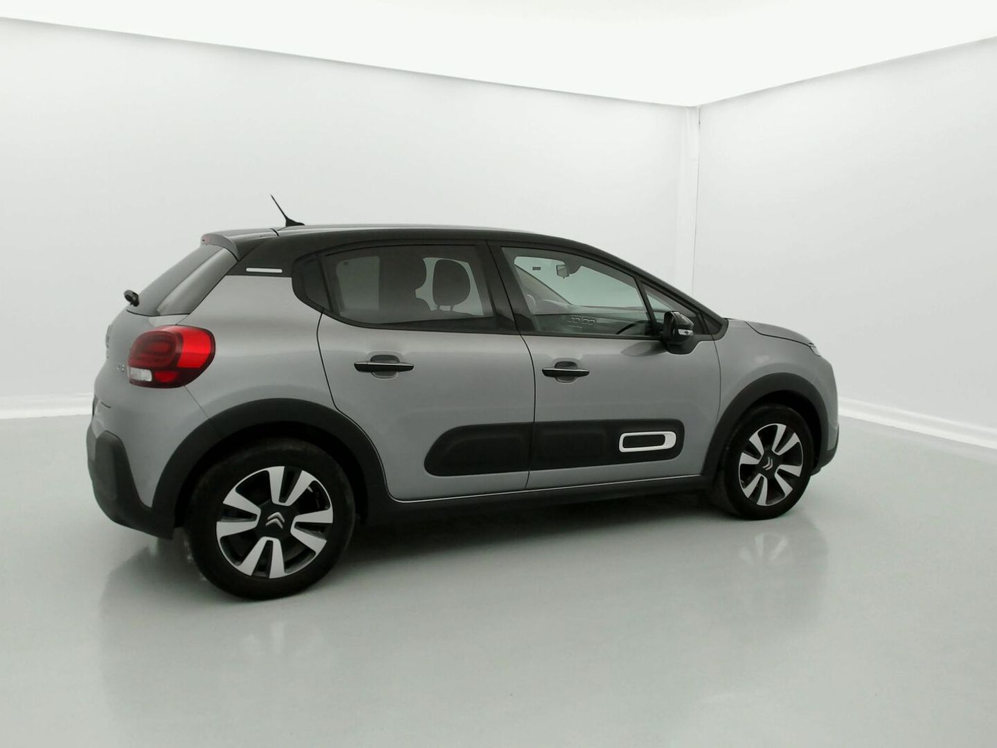 Citroen C3 PureTech 82 Shine 61 kW (83 CV)