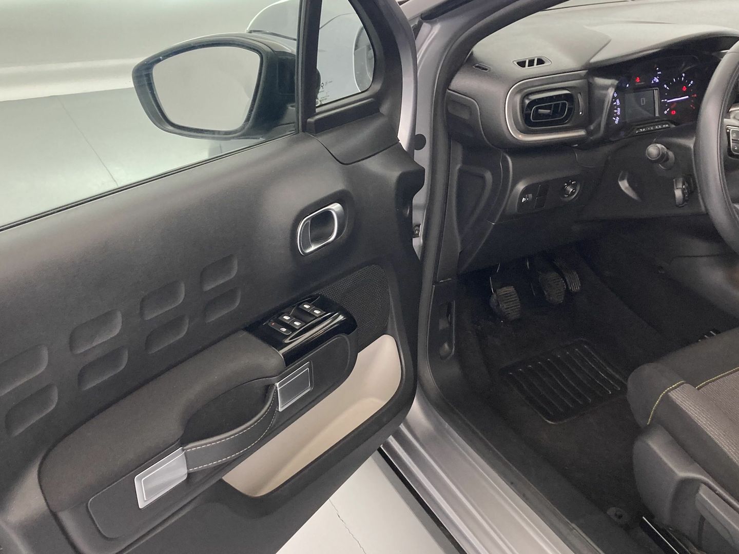 Citroen C3 PureTech 82 Shine 61 kW (83 CV)