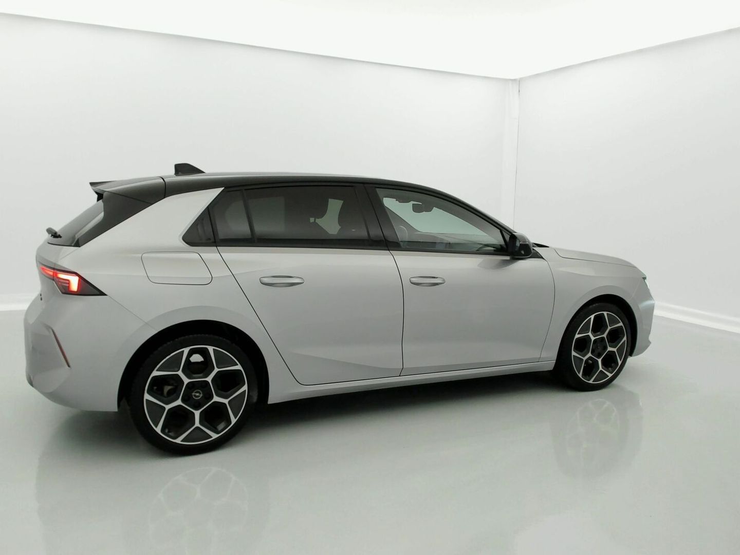 Opel Astra 1.2 Turbo XHT GS 96 kW (130 CV)