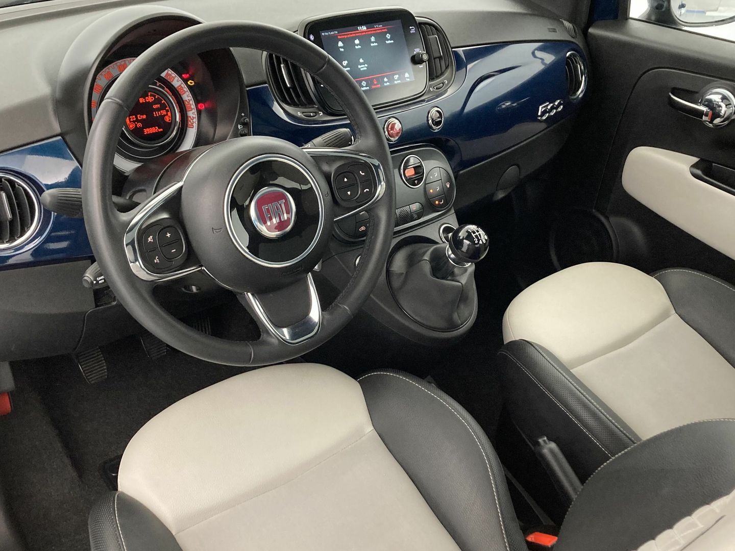 Fiat 500 1.0 Hybrid Dolcevita 51 kW (70 CV)