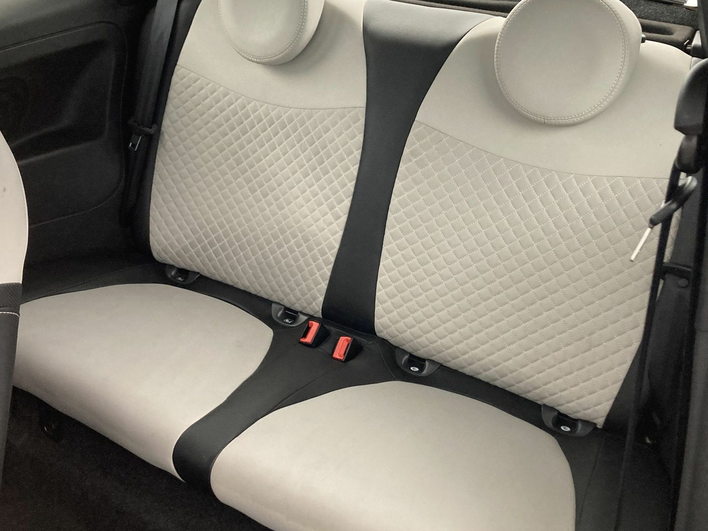 Fiat 500 1.0 Hybrid Dolcevita 51 kW (70 CV)
