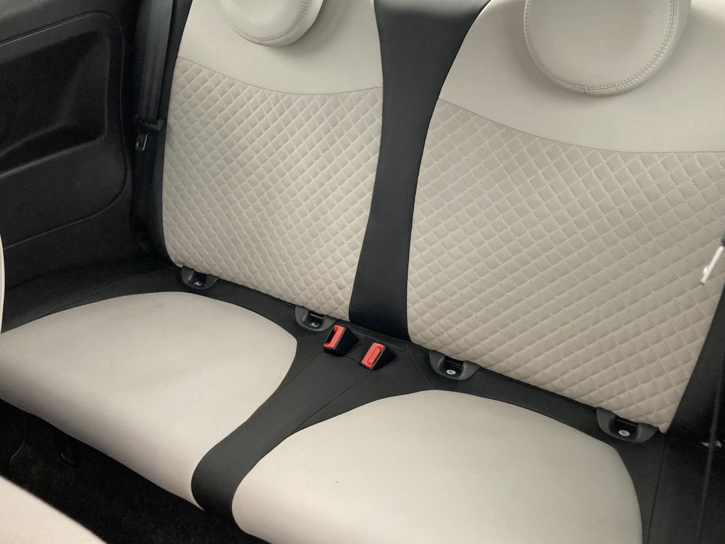 Fiat 500 1.0 Hybrid Dolcevita 51 kW (70 CV)